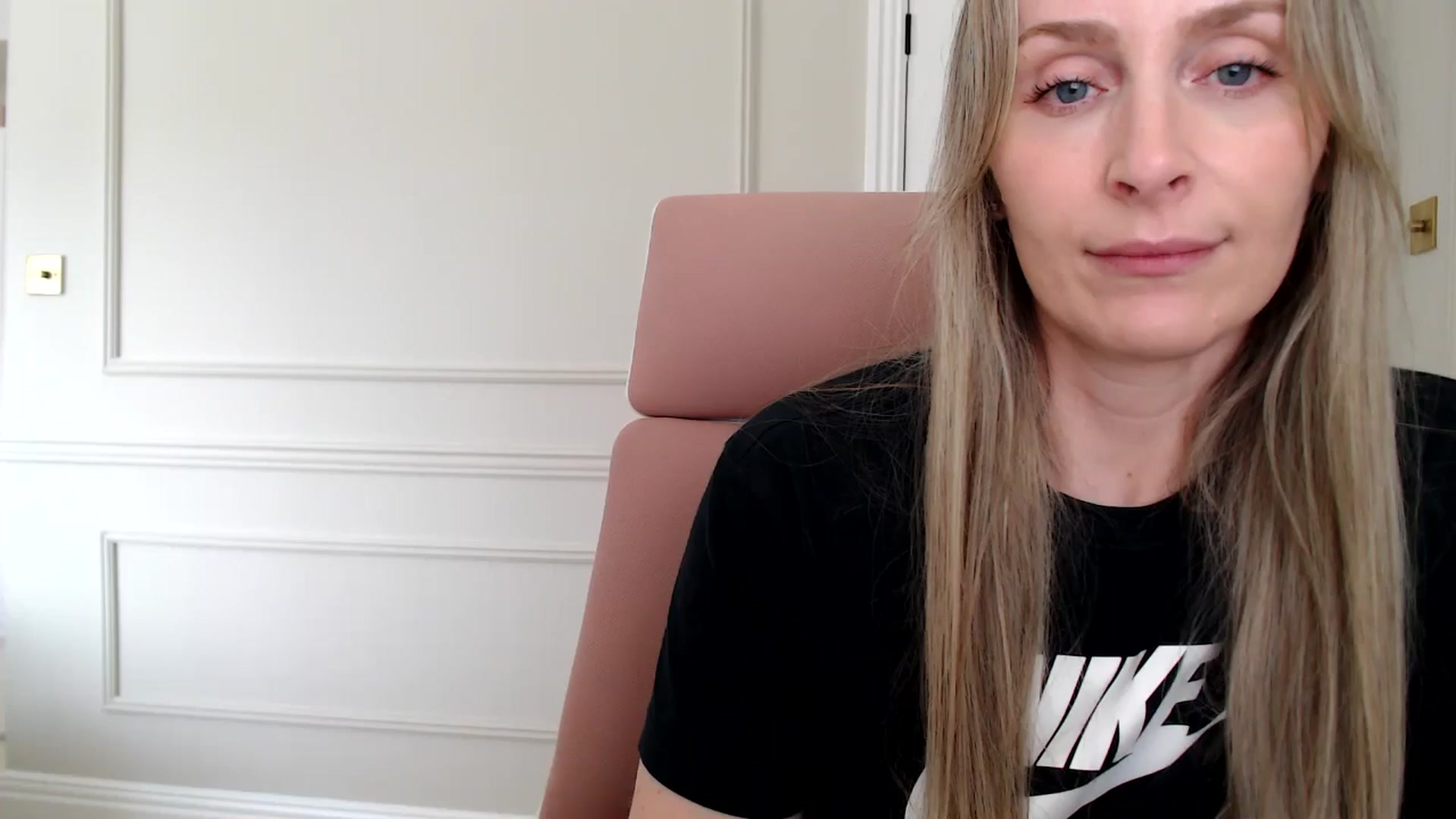 Gallery image thumbnail from Boob_Jiggler's myfreecams stream on, 03/19/2025, 14:55 image 4 of 20