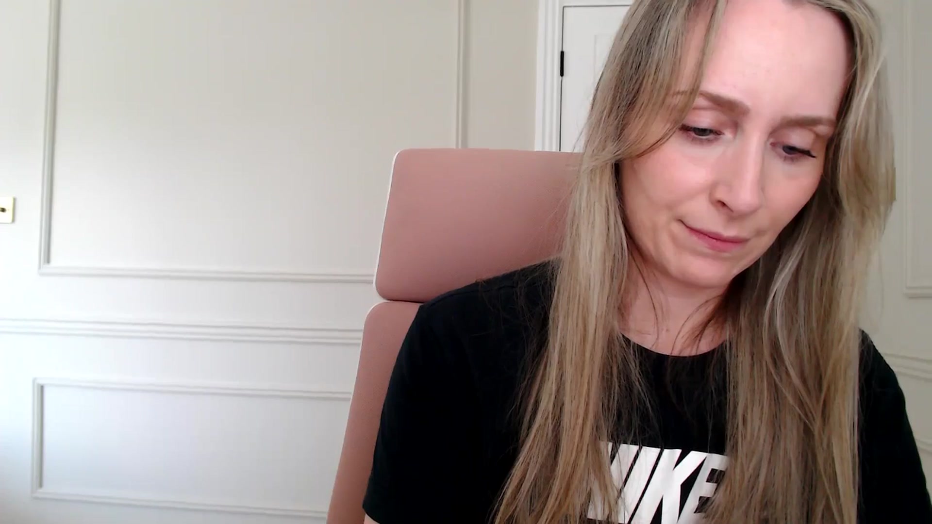 Gallery image thumbnail from Boob_Jiggler's myfreecams stream on, 03/19/2025, 14:55 image 19 of 20