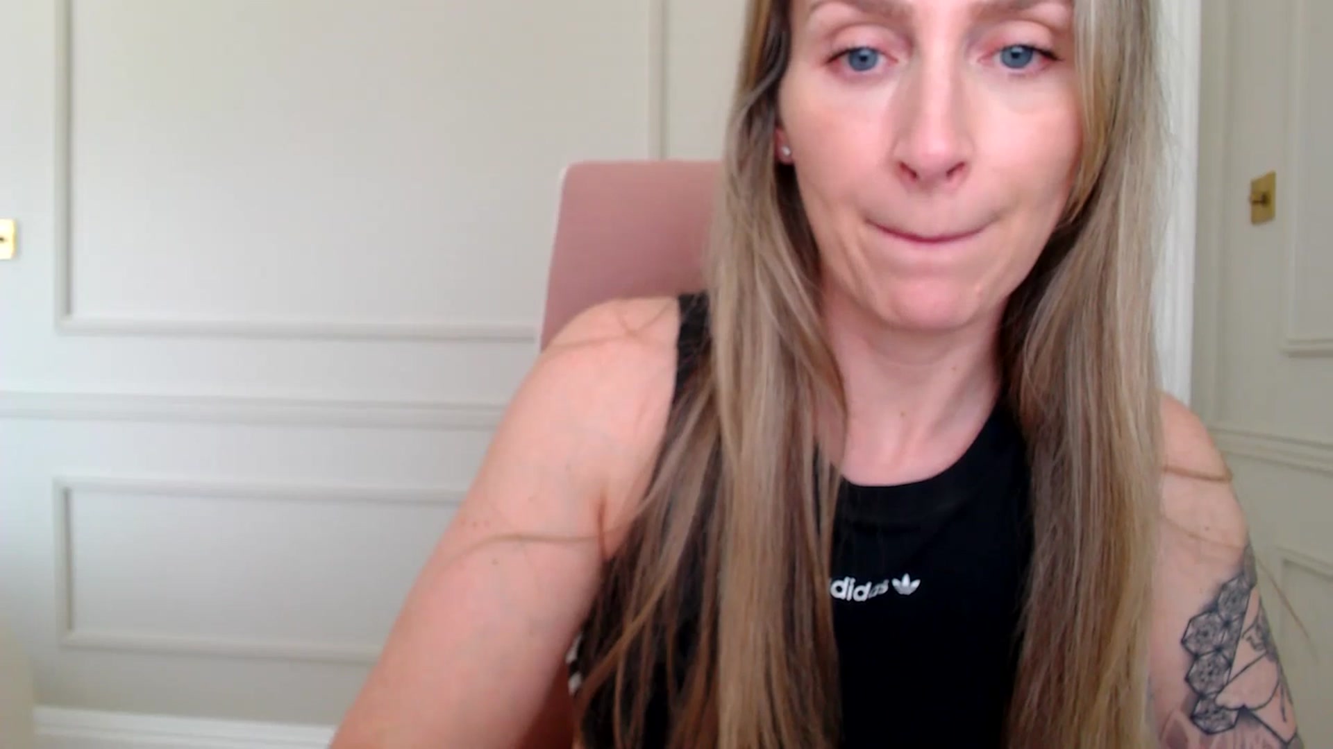 Gallery image thumbnail from Boob_Jiggler's myfreecams stream on, 03/20/2025, 14:13 image 12 of 20