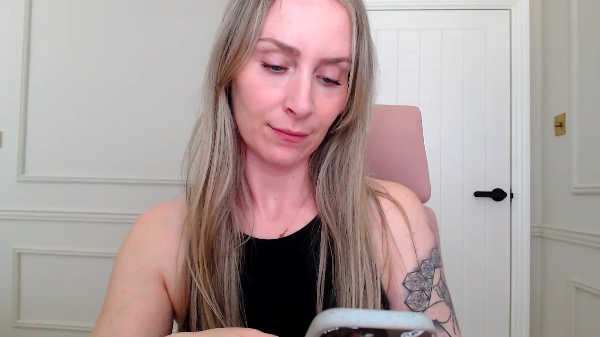 Gallery image thumbnail from Boob_Jiggler's myfreecams stream on, 03/26/2025, 15:07 image 1 of 20