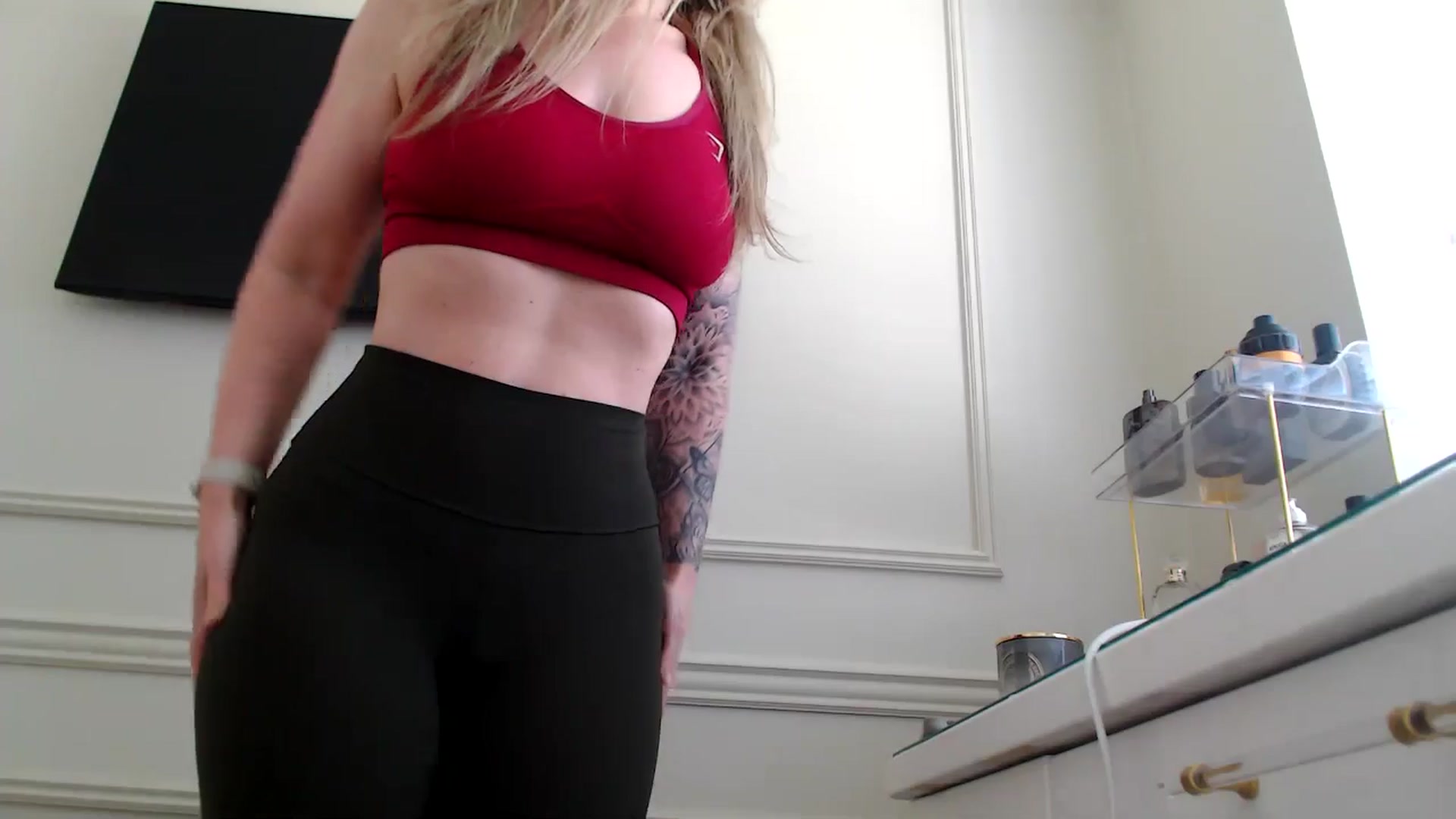 Gallery image thumbnail from Boob_Jiggler's myfreecams stream on, 04/02/2025, 14:04 image 2 of 20
