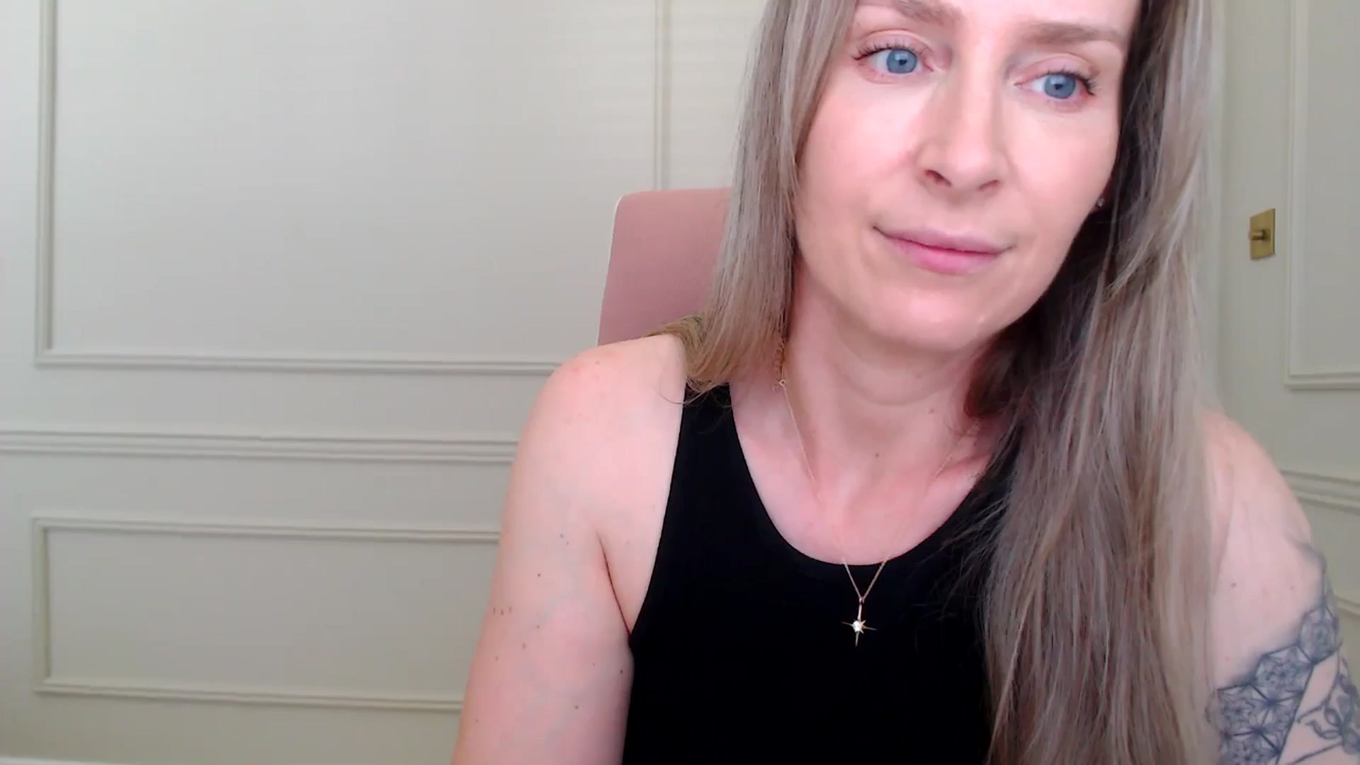 Gallery image thumbnail from Boob_Jiggler's myfreecams stream on, 04/30/2025, 12:04 image 6 of 20