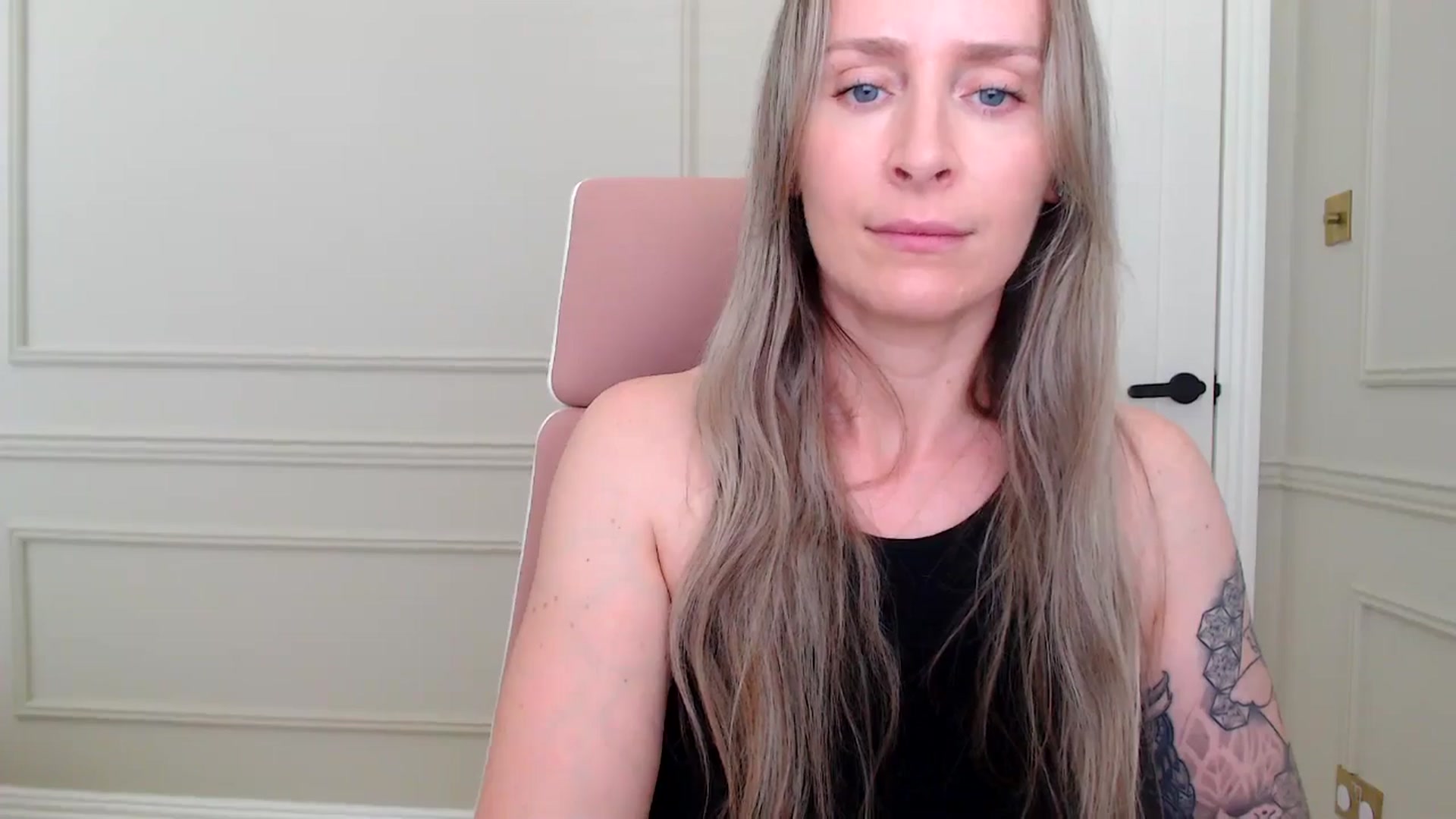 Gallery image thumbnail from Boob_Jiggler's myfreecams stream on, 04/30/2025, 13:27 image 19 of 20