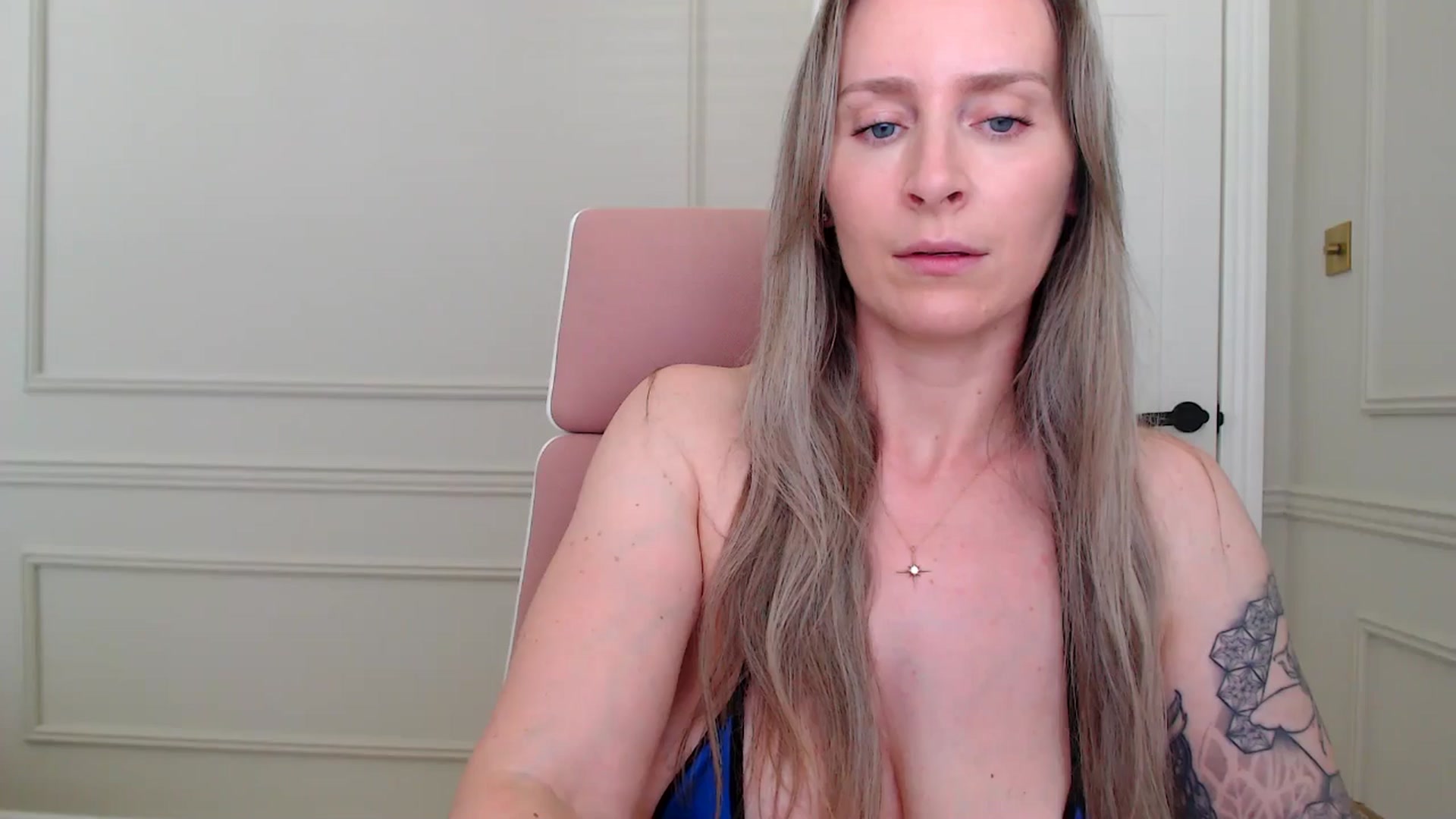 Gallery image thumbnail from Boob_Jiggler's myfreecams stream on, 04/30/2025, 13:27 image 13 of 20