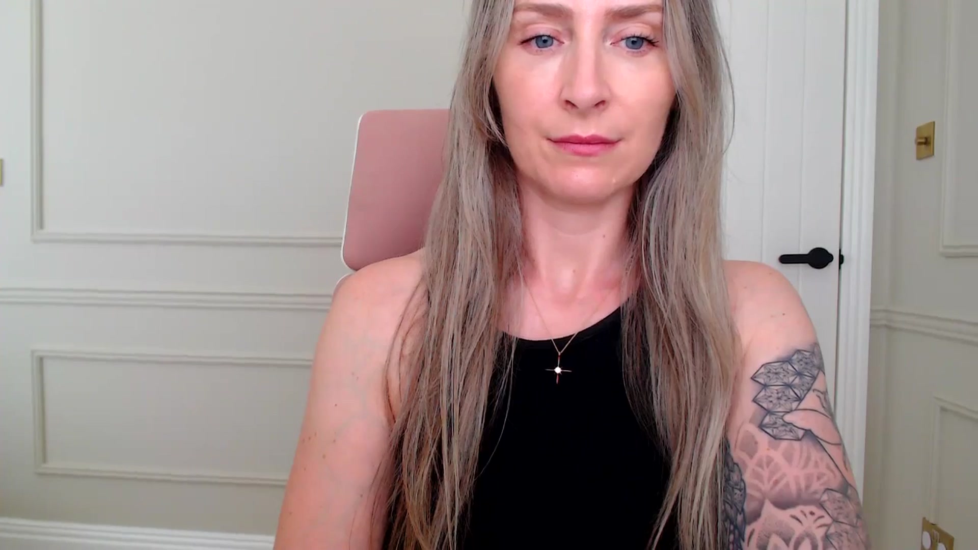 Gallery image thumbnail from Boob_Jiggler's myfreecams stream on, 06/13/2025, 13:29 image 6 of 20