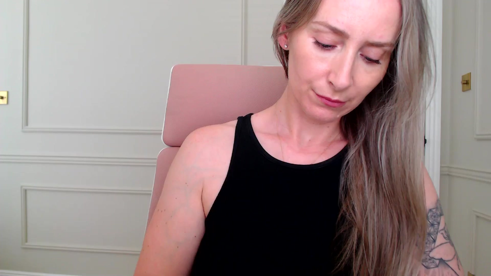 Gallery image thumbnail from Boob_Jiggler's myfreecams stream on, 06/13/2025, 13:29 image 2 of 20