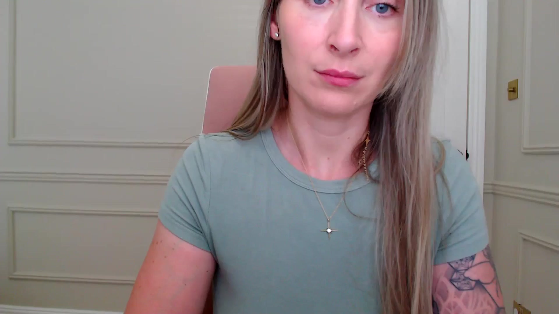 Gallery image thumbnail from Boob_Jiggler's myfreecams stream on, 06/19/2025, 13:30 image 1 of 20