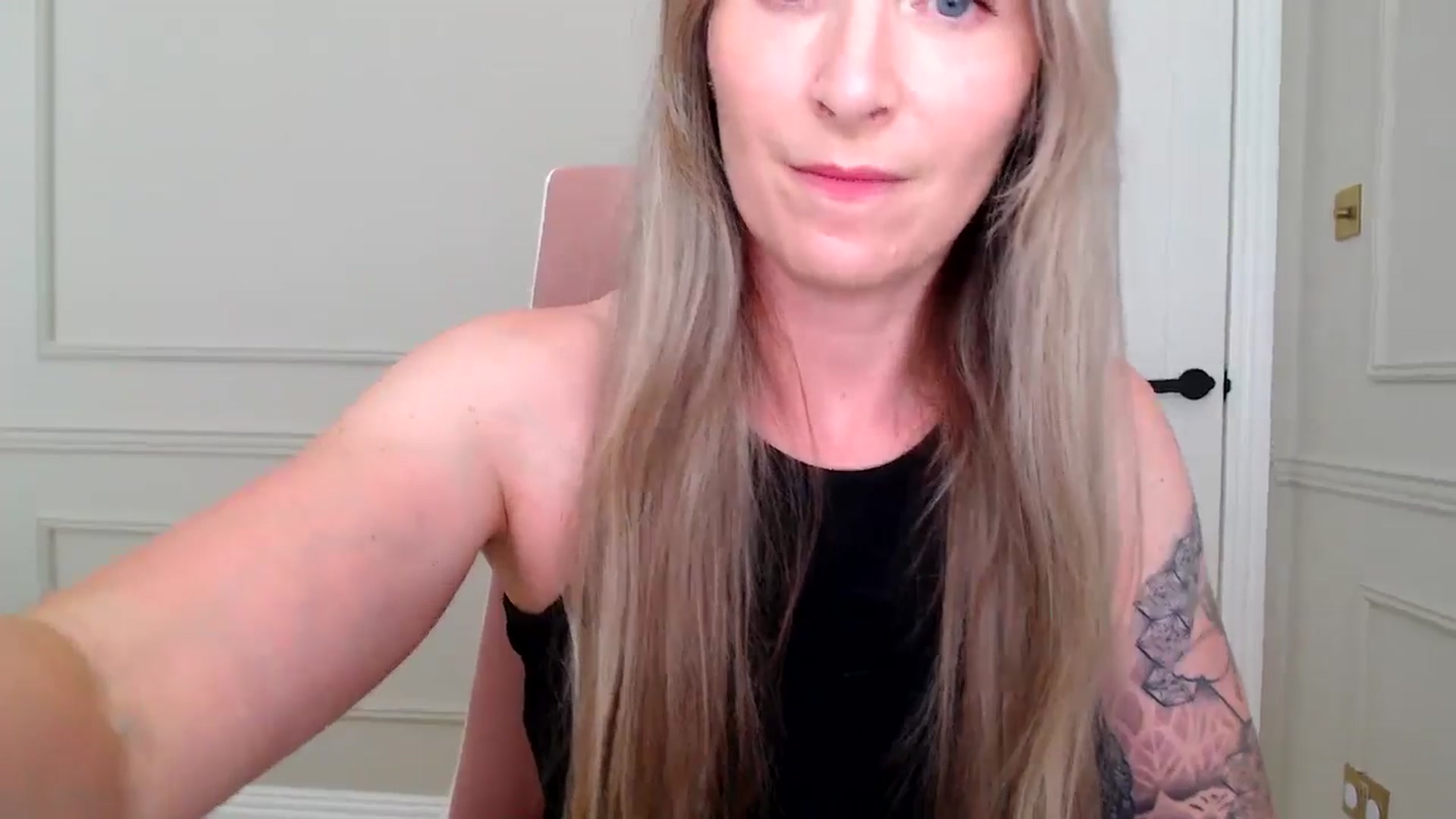 Gallery image thumbnail from Boob_Jiggler's myfreecams stream on, 06/20/2025, 13:49 image 2 of 20