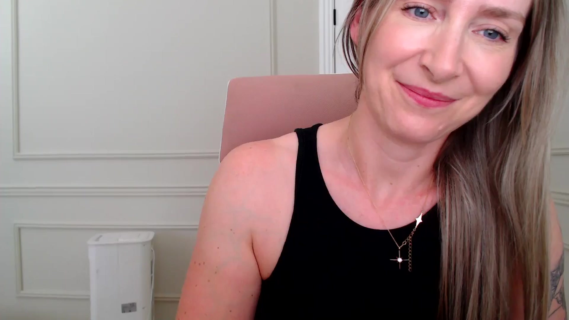 Gallery image thumbnail from Boob_Jiggler's myfreecams stream on, 06/29/2025, 15:24 image 16 of 20