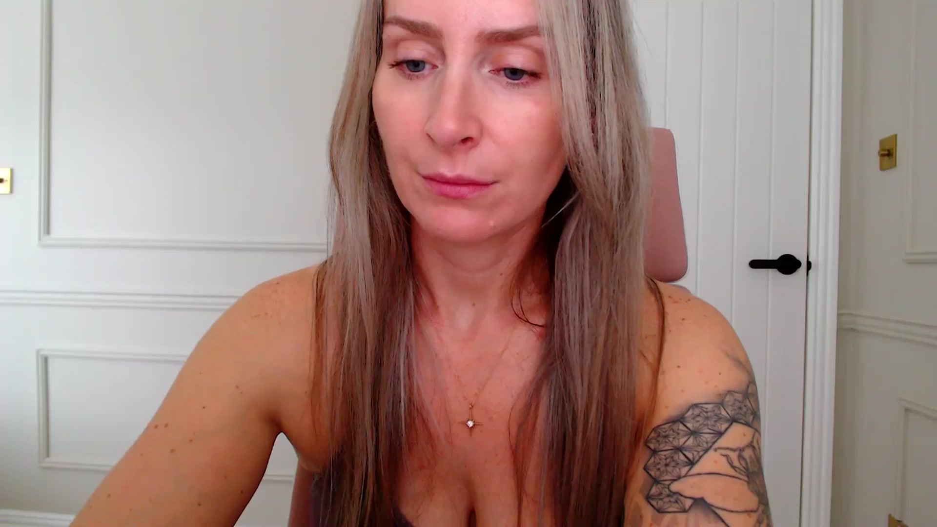 Gallery image thumbnail from Boob_Jiggler's myfreecams stream on, 09/09/2025, 13:57 image 6 of 20