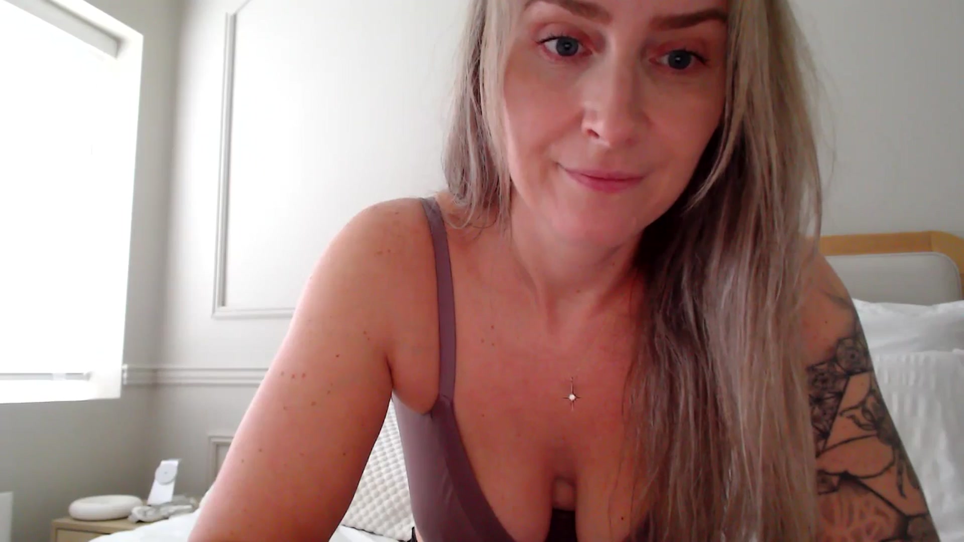 Gallery image thumbnail from Boob_Jiggler's myfreecams stream on, 09/14/2025, 13:36 image 8 of 20