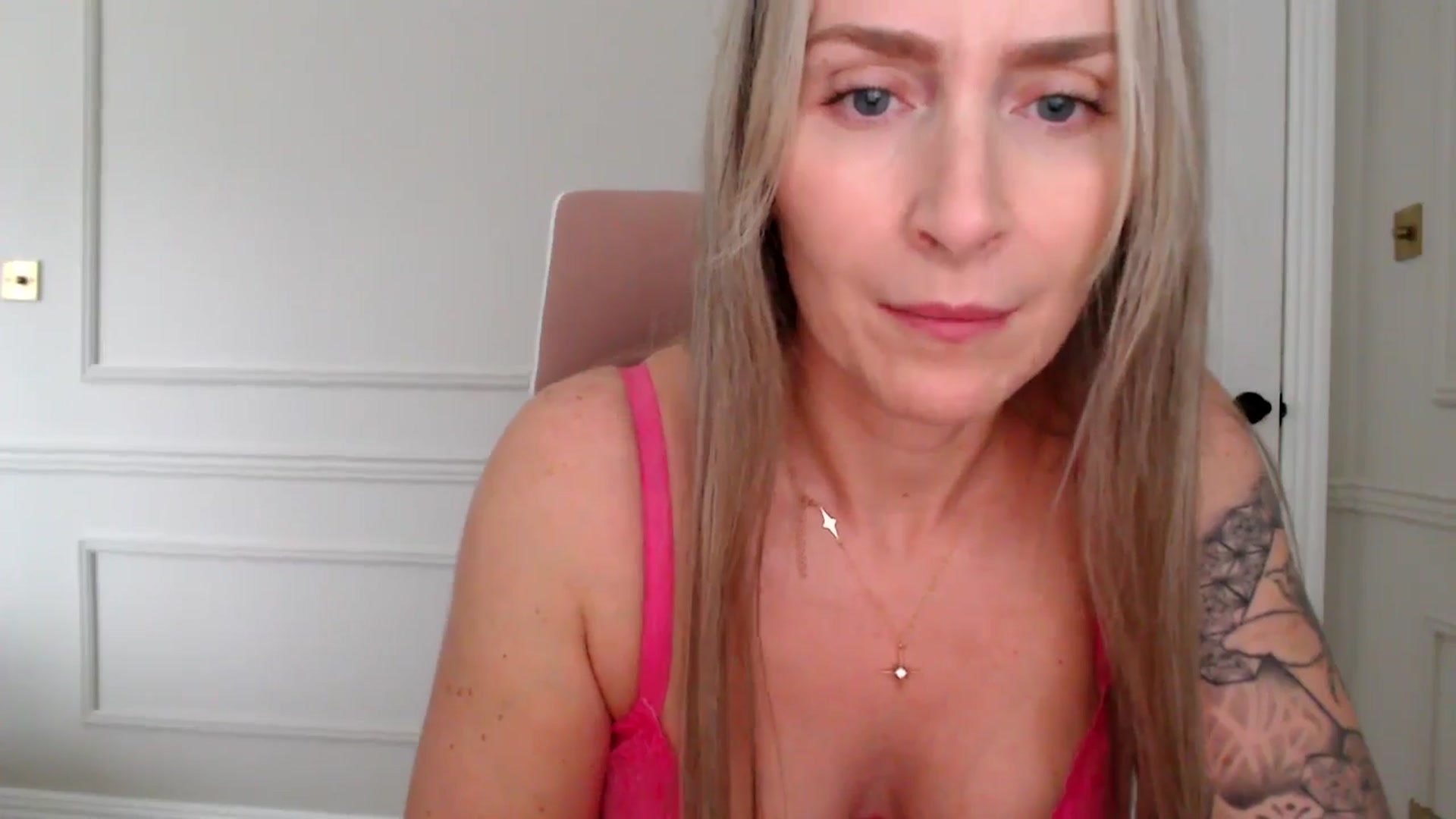 Gallery image thumbnail from Boob_Jiggler's myfreecams stream on, 10/14/2025, 13:12 image 19 of 20