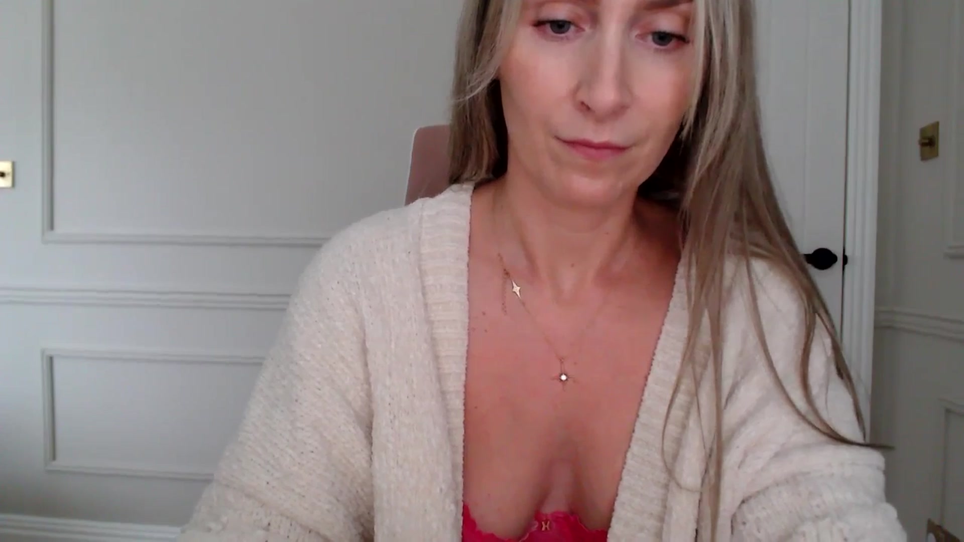 Gallery image thumbnail from Boob_Jiggler's myfreecams stream on, 10/14/2025, 14:01 image 2 of 20