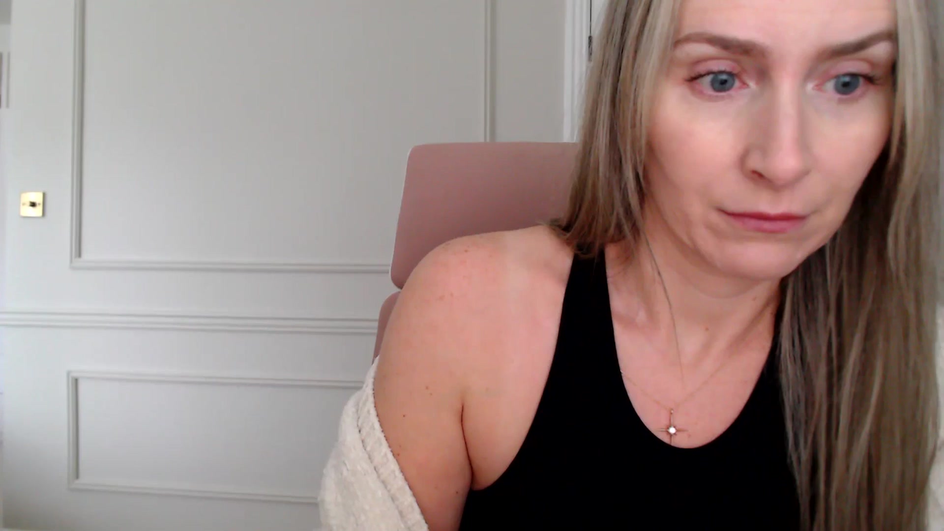 Gallery image thumbnail from Boob_Jiggler's myfreecams stream on, 10/15/2025, 13:02 image 3 of 20