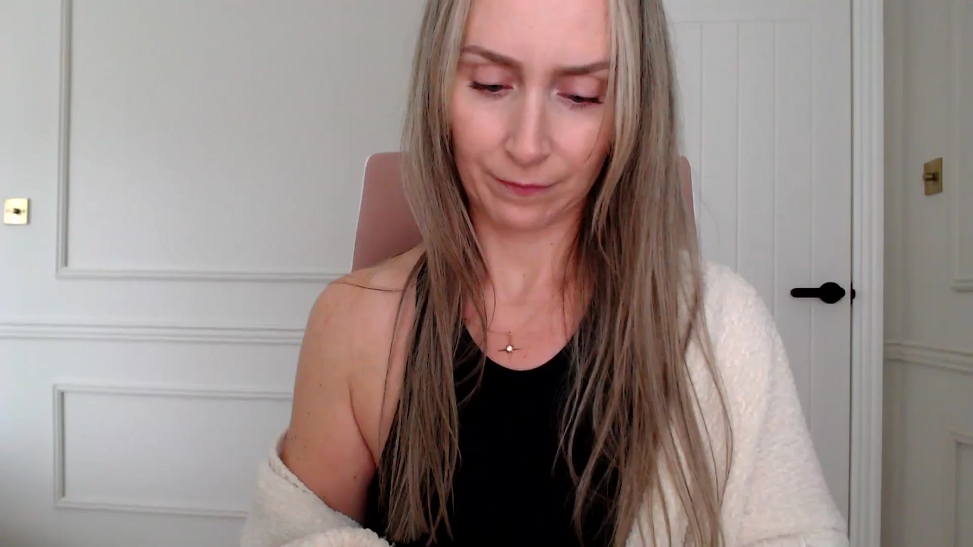 Gallery image thumbnail from Boob_Jiggler's myfreecams stream on, 10/15/2025, 13:02 image 14 of 20