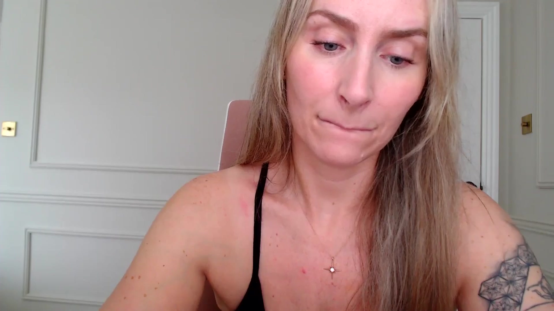 Gallery image thumbnail from Boob_Jiggler's myfreecams stream on, 11/06/2025, 14:31 image 17 of 20
