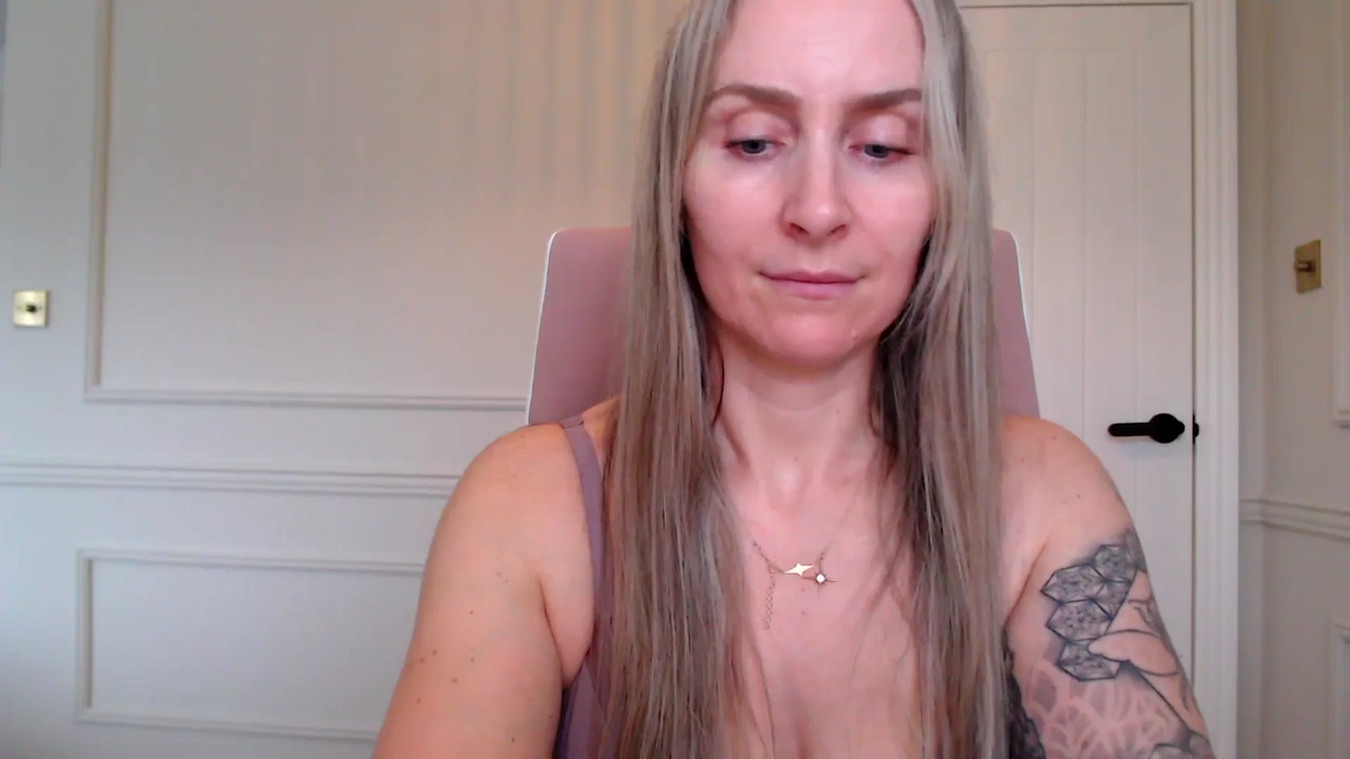 Gallery image thumbnail from Boob_Jiggler's myfreecams stream on, 11/10/2025, 14:41 image 20 of 20