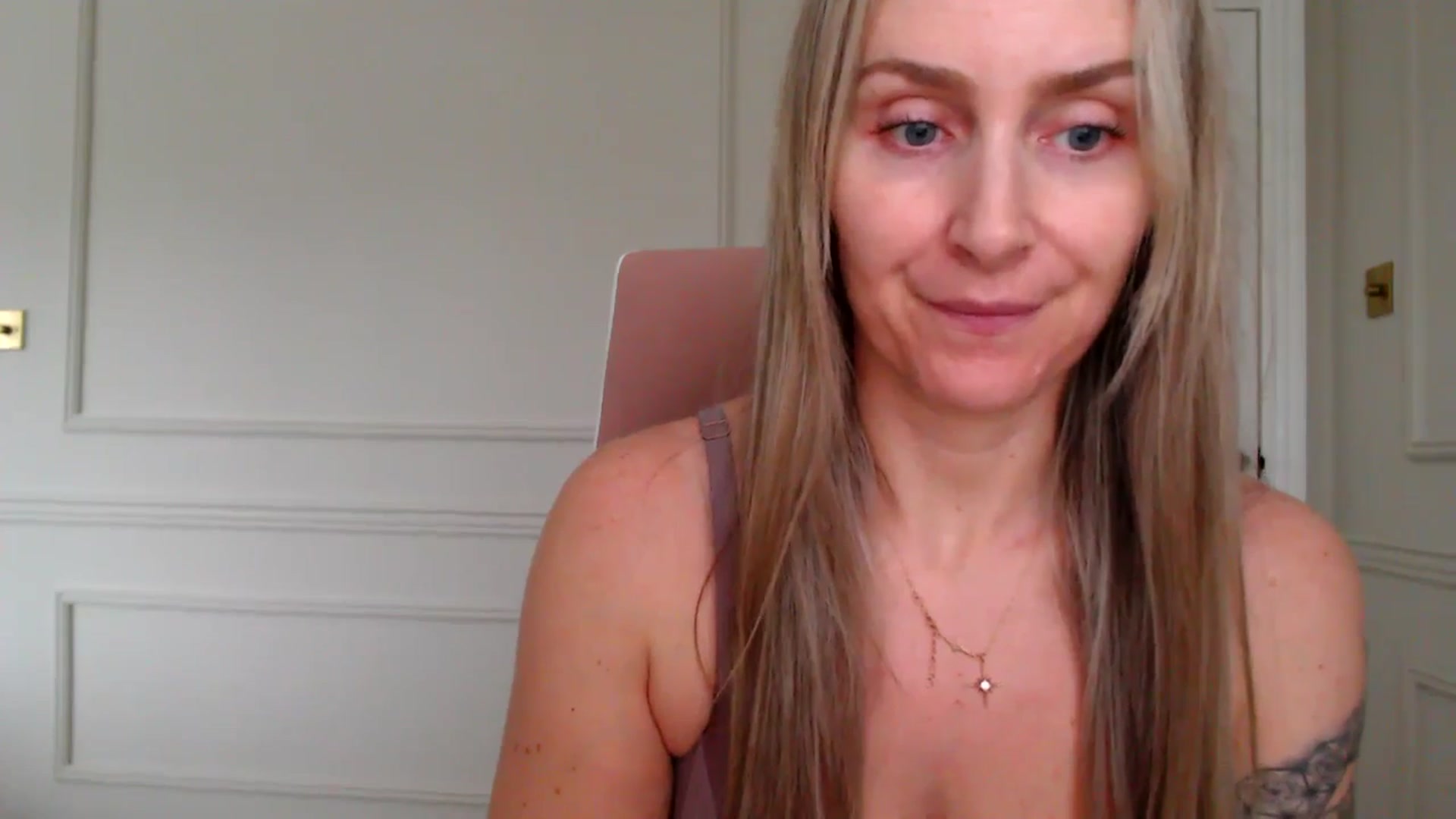 Gallery image thumbnail from Boob_Jiggler's myfreecams stream on, 11/10/2025, 14:41 image 5 of 20