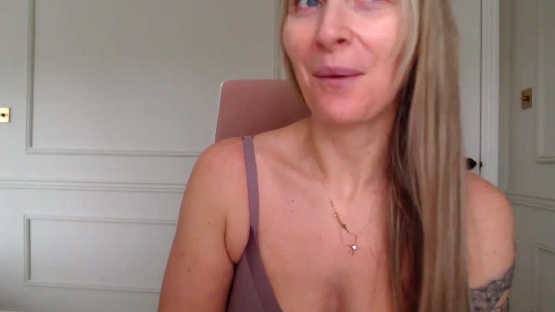 Gallery image thumbnail from Boob_Jiggler's myfreecams stream on, 11/10/2025, 14:41 image 2 of 20