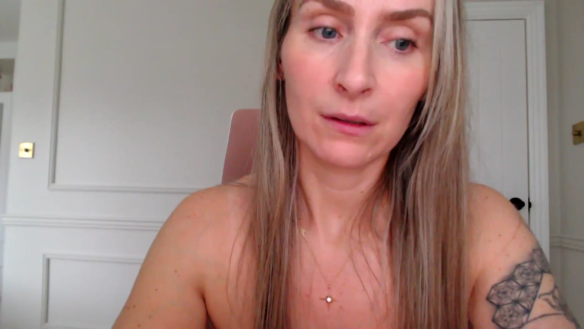 Gallery image thumbnail from Boob_Jiggler's myfreecams stream on, 11/11/2025, 14:33 image 14 of 20