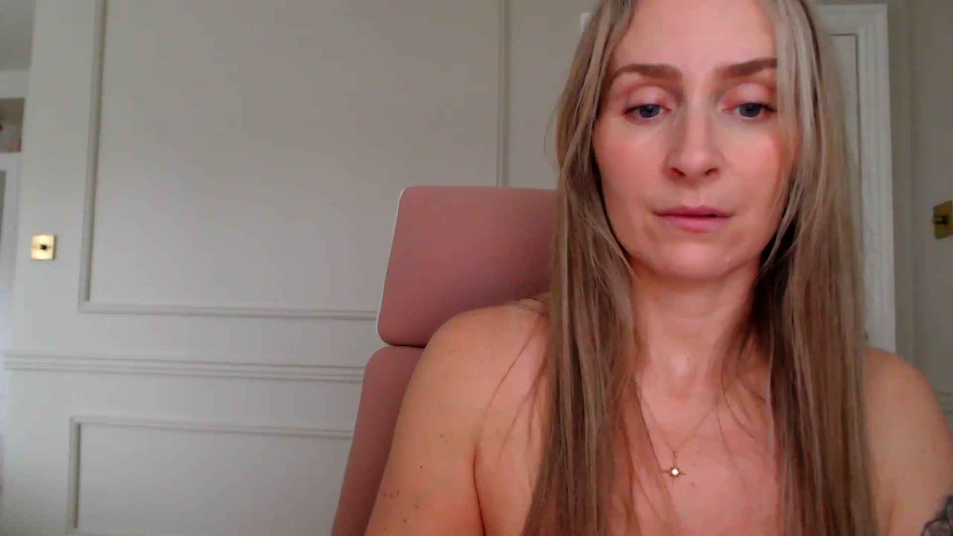 Gallery image thumbnail from Boob_Jiggler's myfreecams stream on, 11/11/2025, 14:33 image 16 of 20