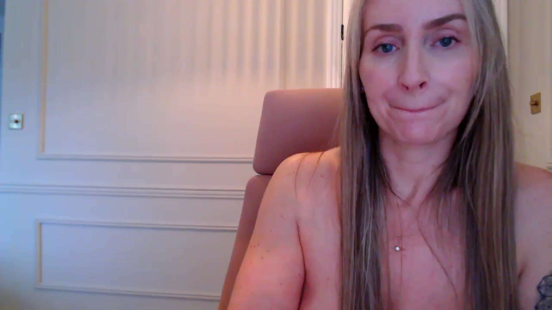 Gallery image thumbnail from Boob_Jiggler's myfreecams stream on, 11/14/2025, 14:54 image 12 of 20