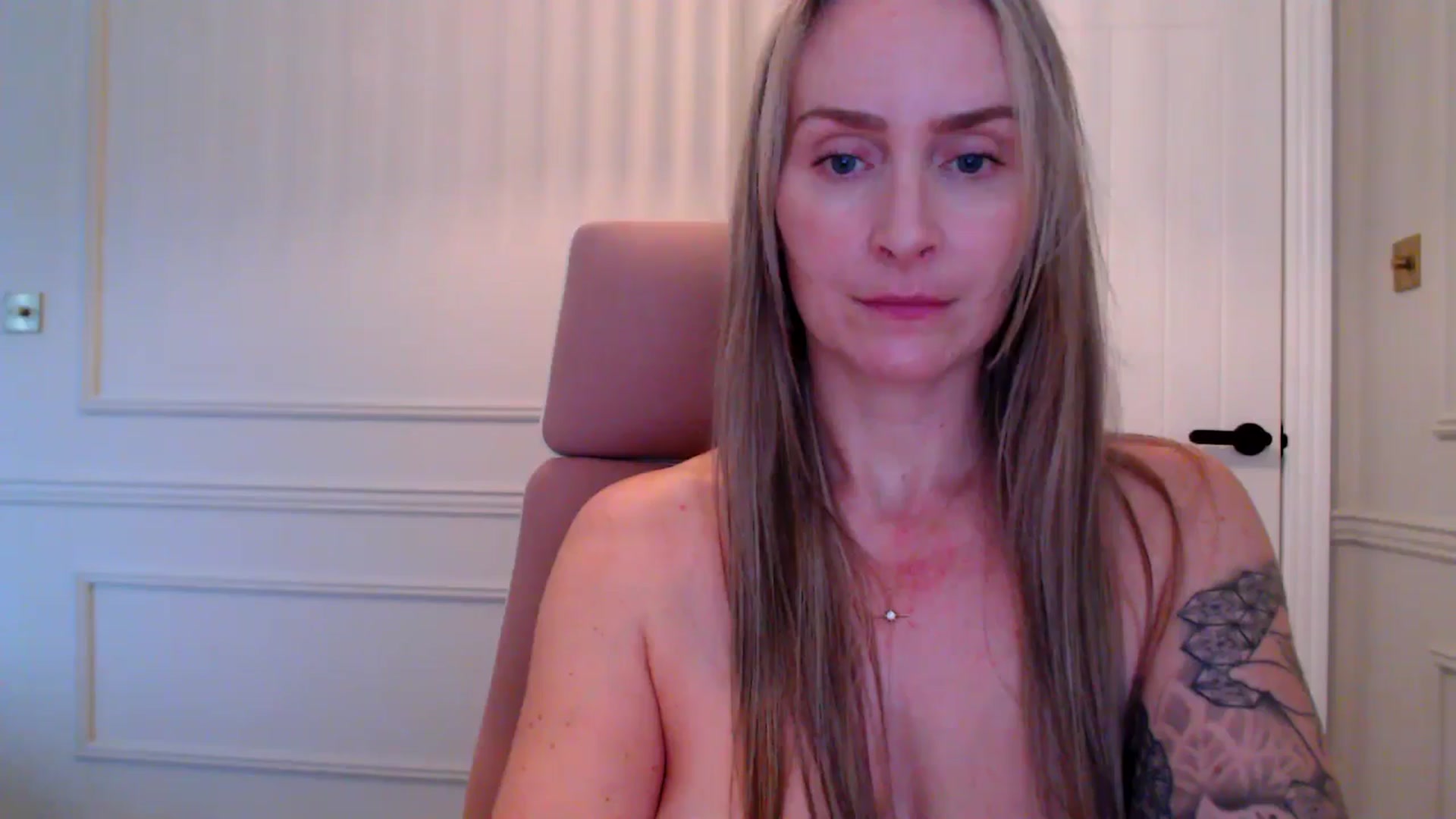 Gallery image thumbnail from Boob_Jiggler's myfreecams stream on, 11/14/2025, 14:54 image 17 of 20