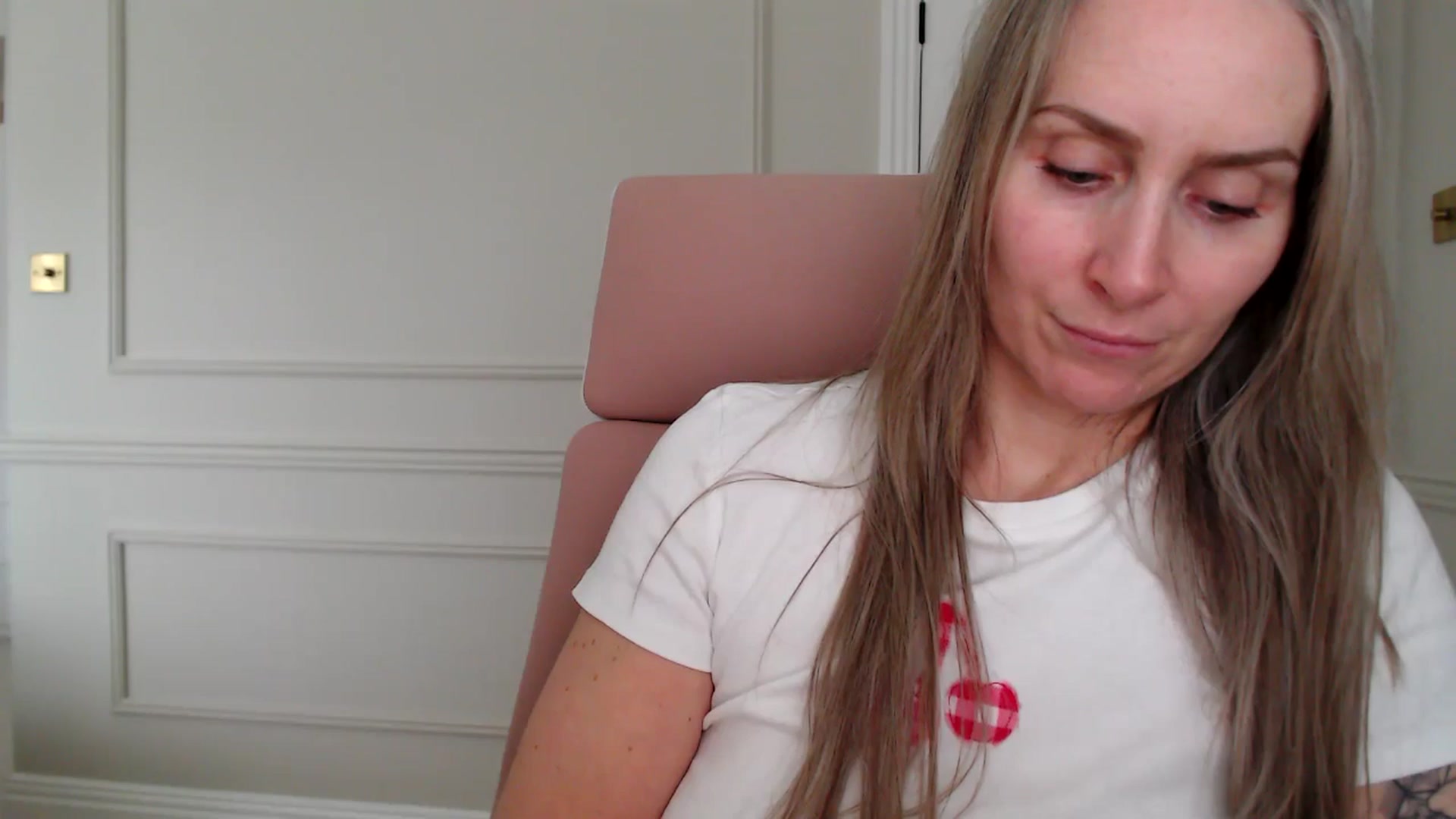 Gallery image thumbnail from Boob_Jiggler's myfreecams stream on, 11/27/2025, 14:02 image 18 of 20