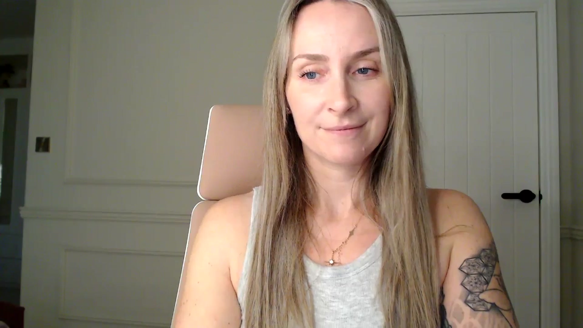 Gallery image thumbnail from Boob_Jiggler's myfreecams stream on, 11/29/2025, 16:31 image 16 of 20