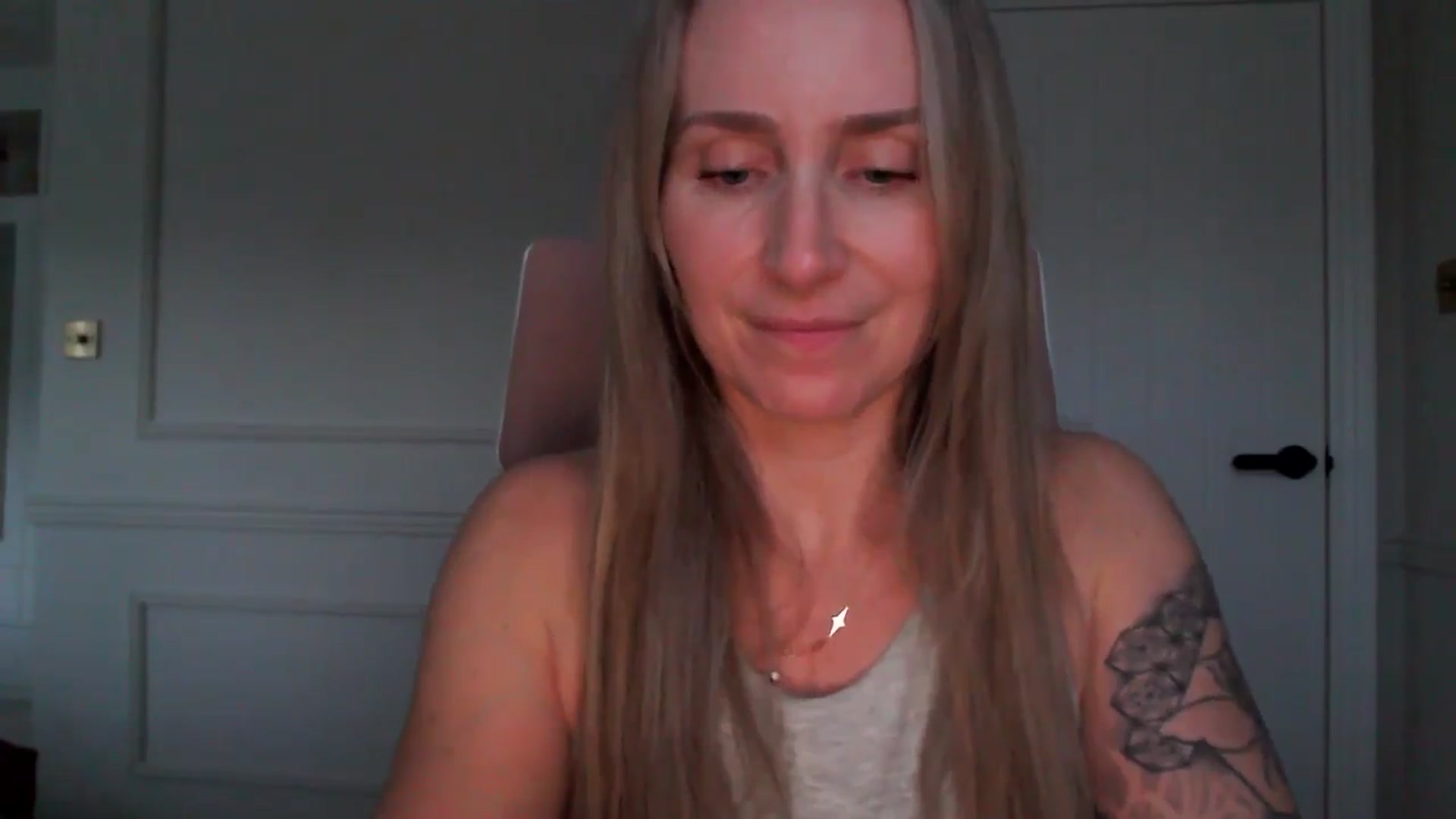 Gallery image thumbnail from Boob_Jiggler's myfreecams stream on, 11/29/2025, 16:31 image 6 of 20