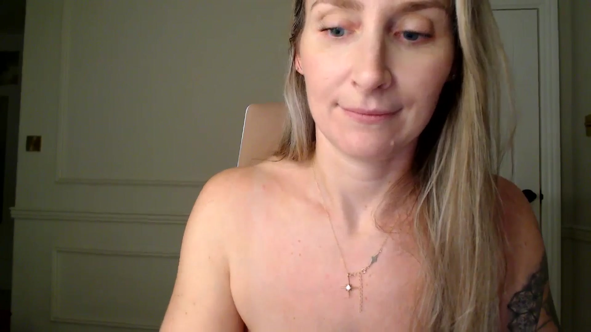 Gallery image thumbnail from Boob_Jiggler's myfreecams stream on, 11/29/2025, 17:49 image 10 of 20