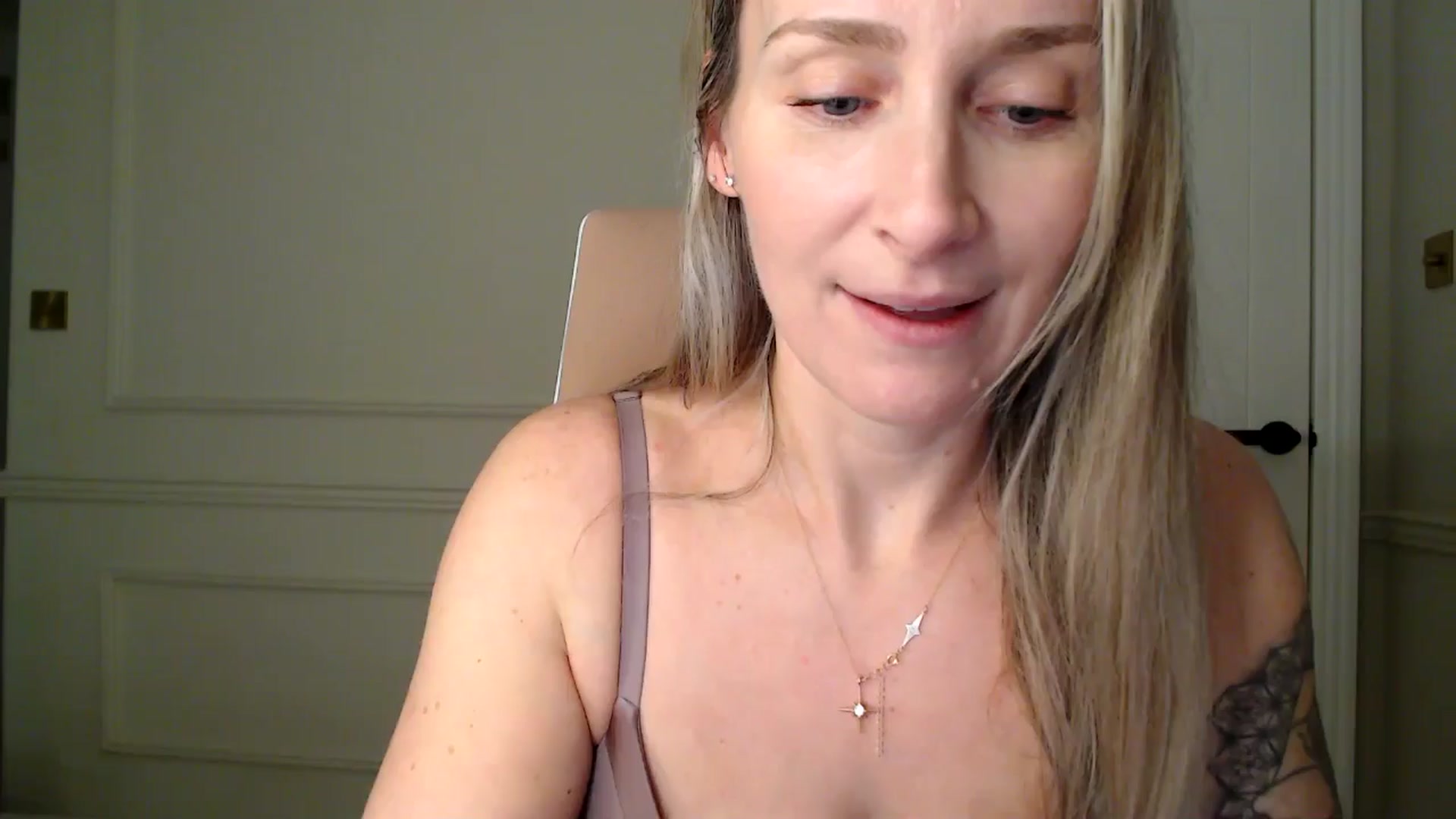 Gallery image thumbnail from Boob_Jiggler's myfreecams stream on, 11/29/2025, 17:49 image 4 of 20