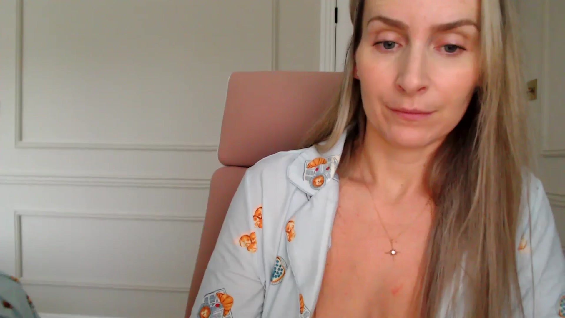 Gallery image thumbnail from Boob_Jiggler's myfreecams stream on, 12/05/2025, 14:19 image 13 of 20