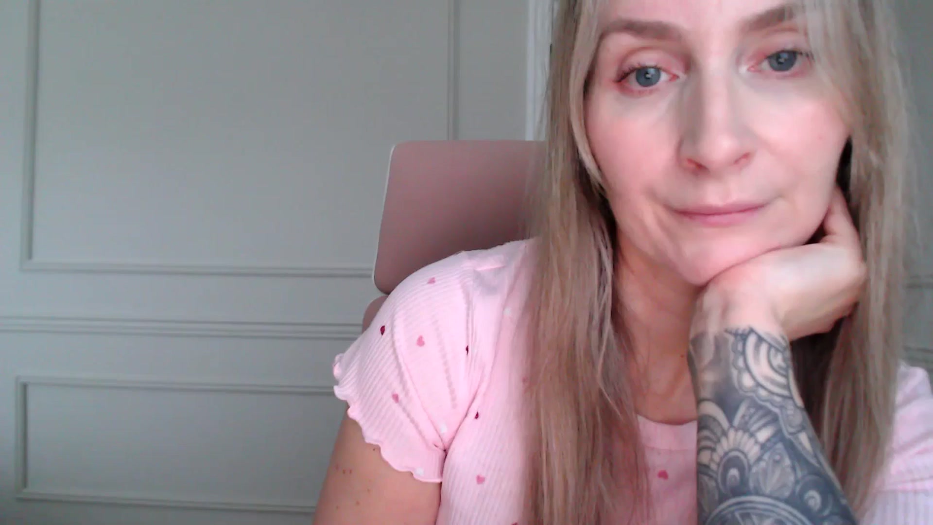 Gallery image thumbnail from Boob_Jiggler's myfreecams stream on, 02/03/2026, 13:47 image 14 of 20