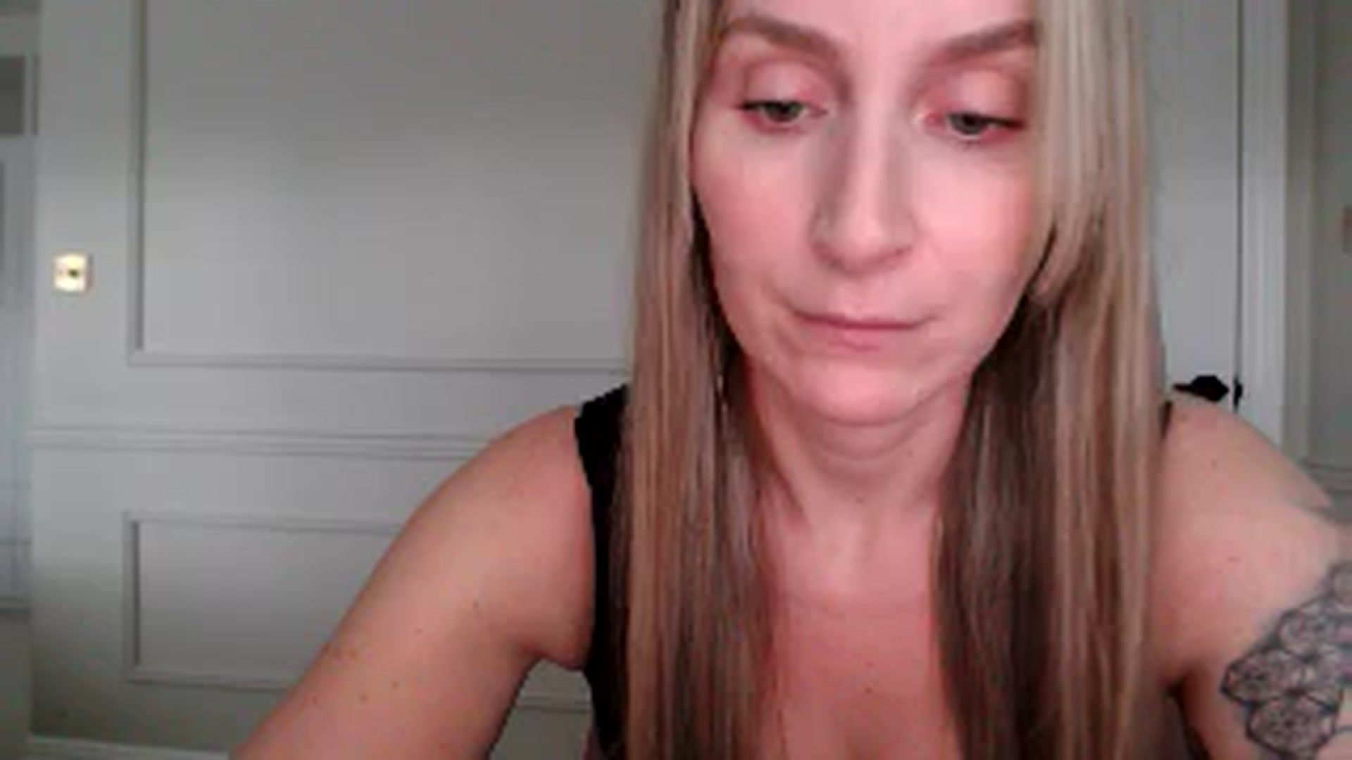 Gallery image thumbnail from Boob_Jiggler's myfreecams stream on, 02/15/2026, 15:49 image 19 of 20