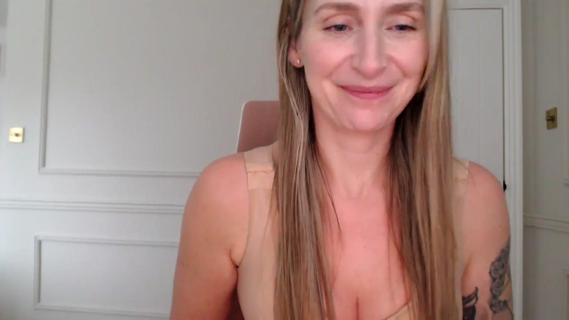 Gallery image thumbnail from Boob_Jiggler's myfreecams stream on, 02/22/2026, 16:37 image 20 of 20