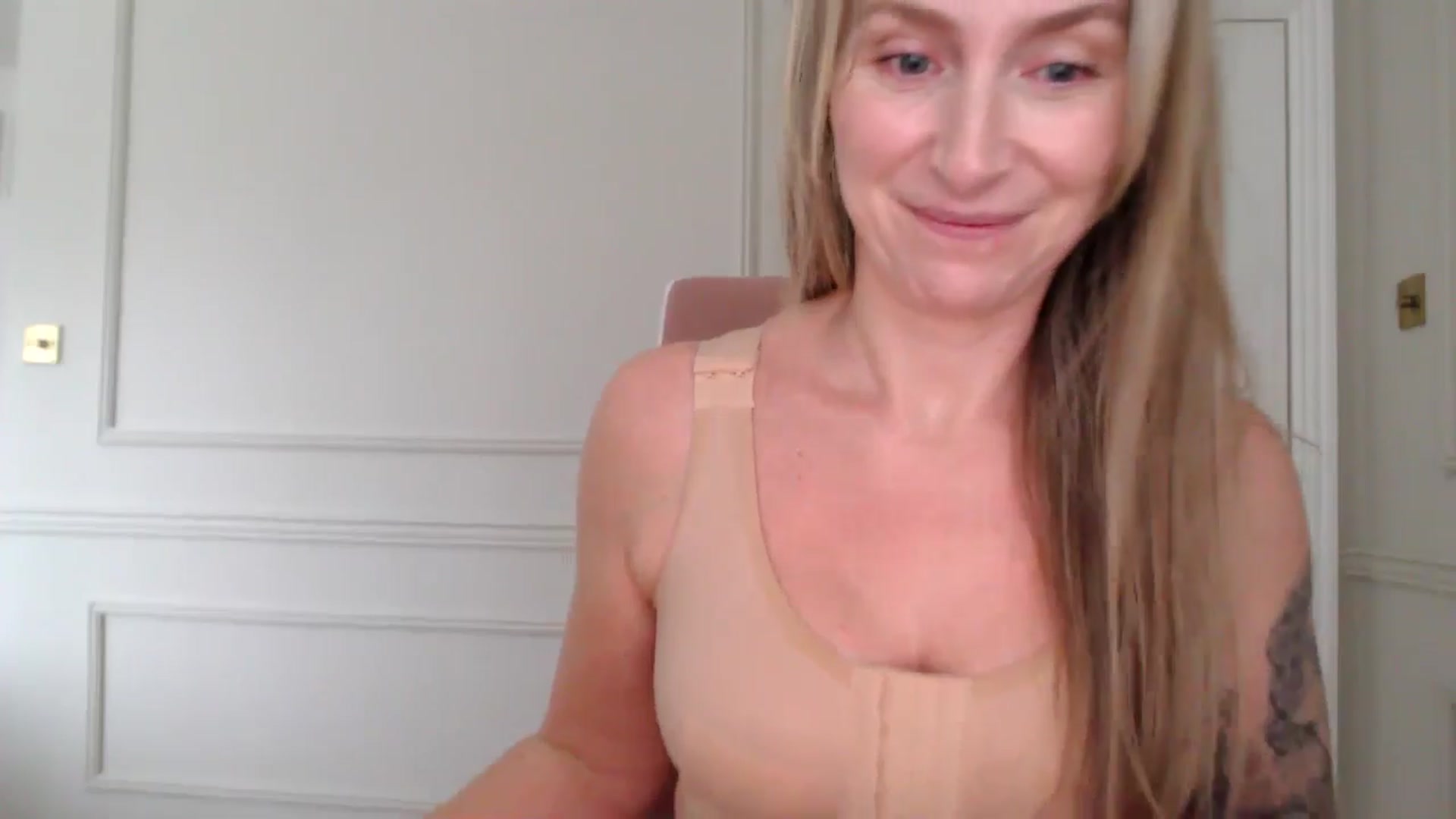 Gallery image thumbnail from Boob_Jiggler's myfreecams stream on, 02/22/2026, 16:37 image 16 of 20