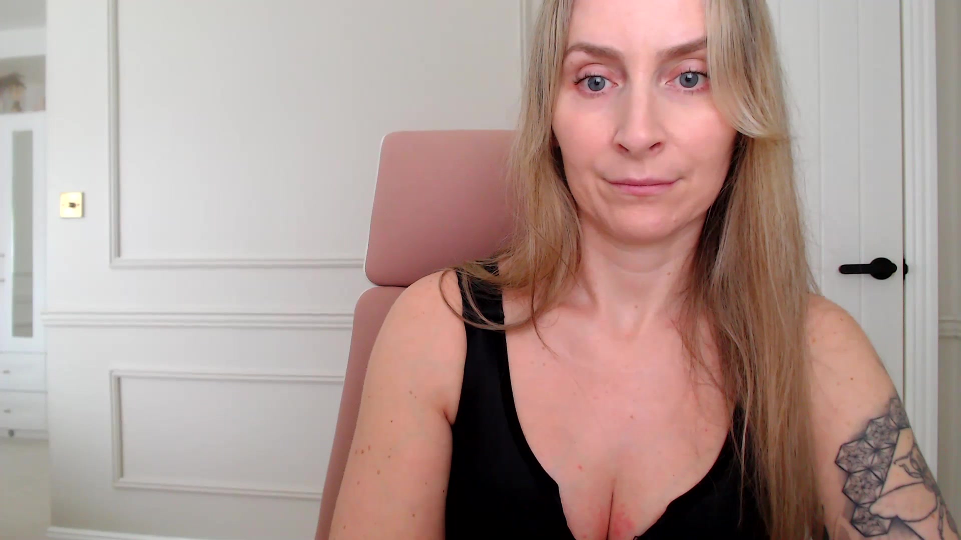 Gallery image thumbnail from Boob_Jiggler's myfreecams stream on, 03/03/2026, 14:45 image 18 of 20
