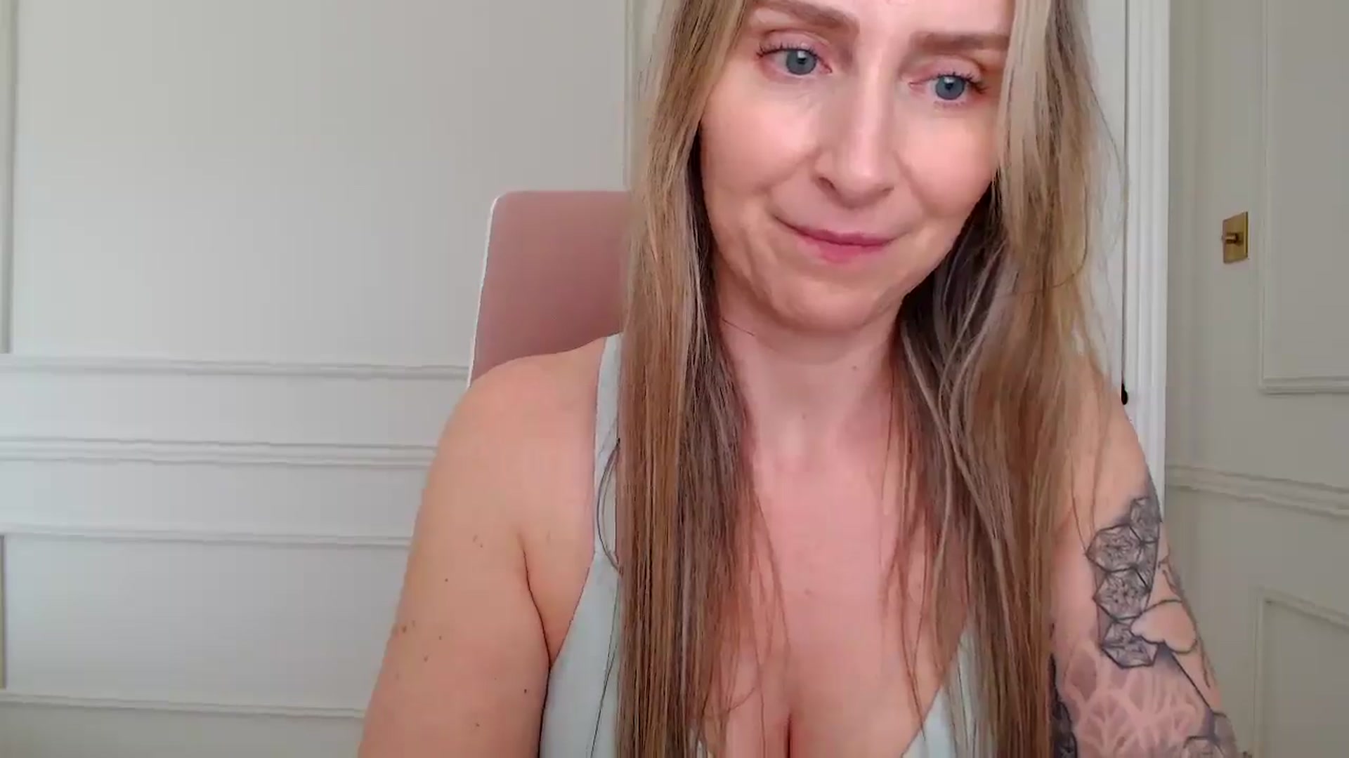 Gallery image thumbnail from Boob_Jiggler's myfreecams stream on, 03/26/2026, 14:54 image 19 of 20