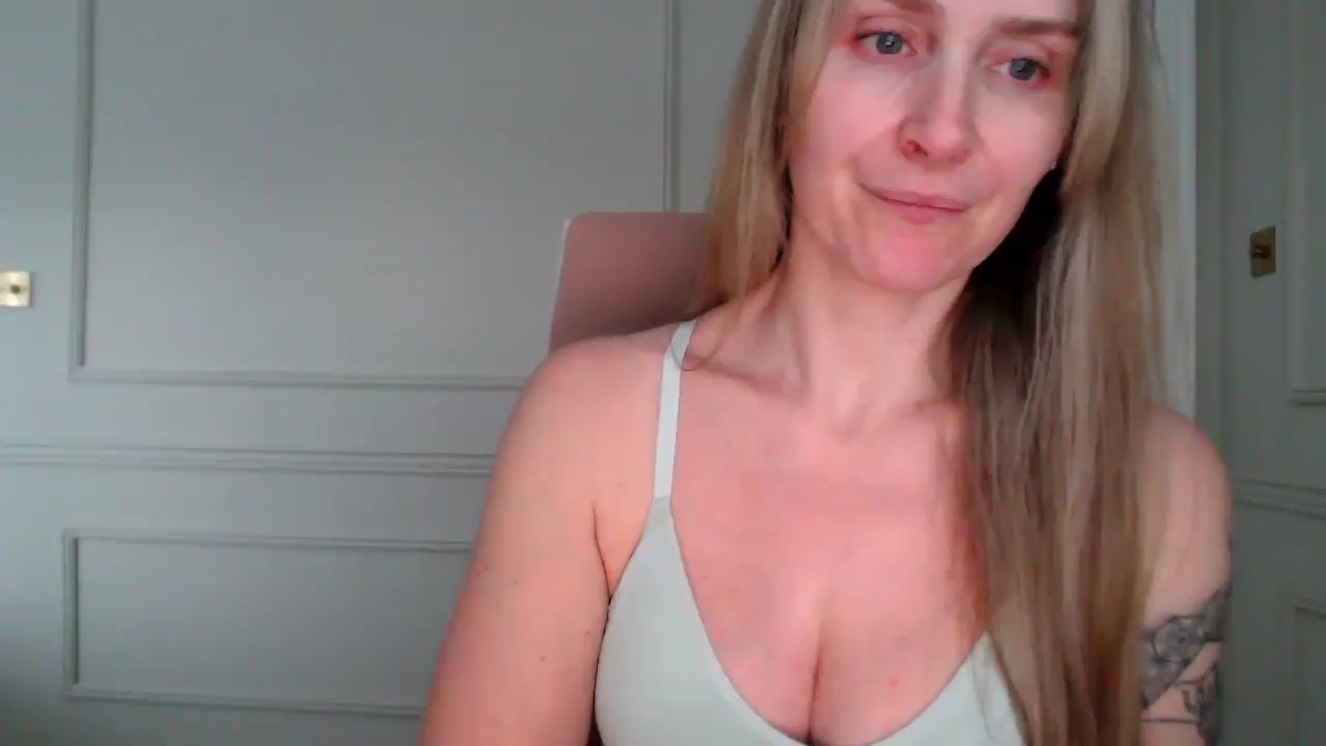 Gallery image thumbnail from Boob_Jiggler's myfreecams stream on, 03/30/2026, 19:36 image 1 of 20
