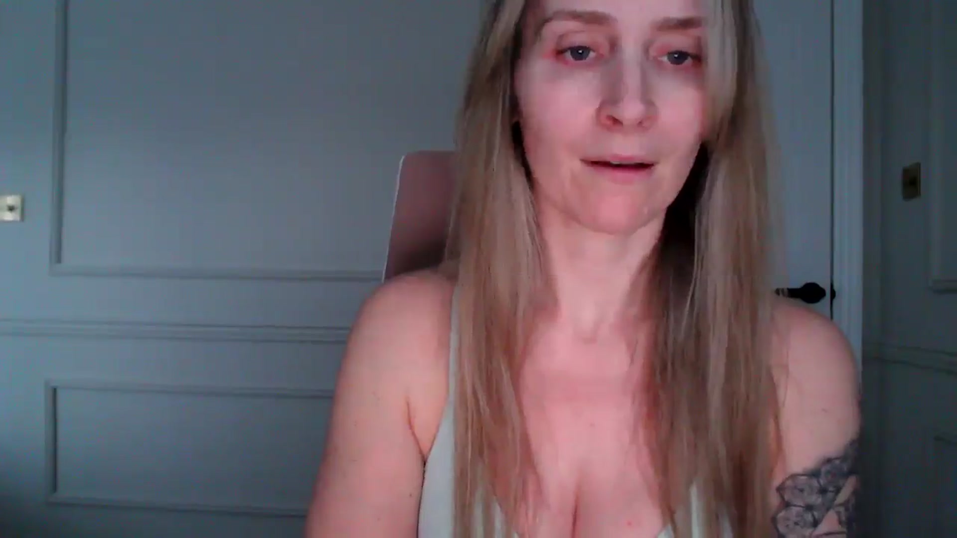Gallery image thumbnail from Boob_Jiggler's myfreecams stream on, 03/30/2026, 19:36 image 4 of 20