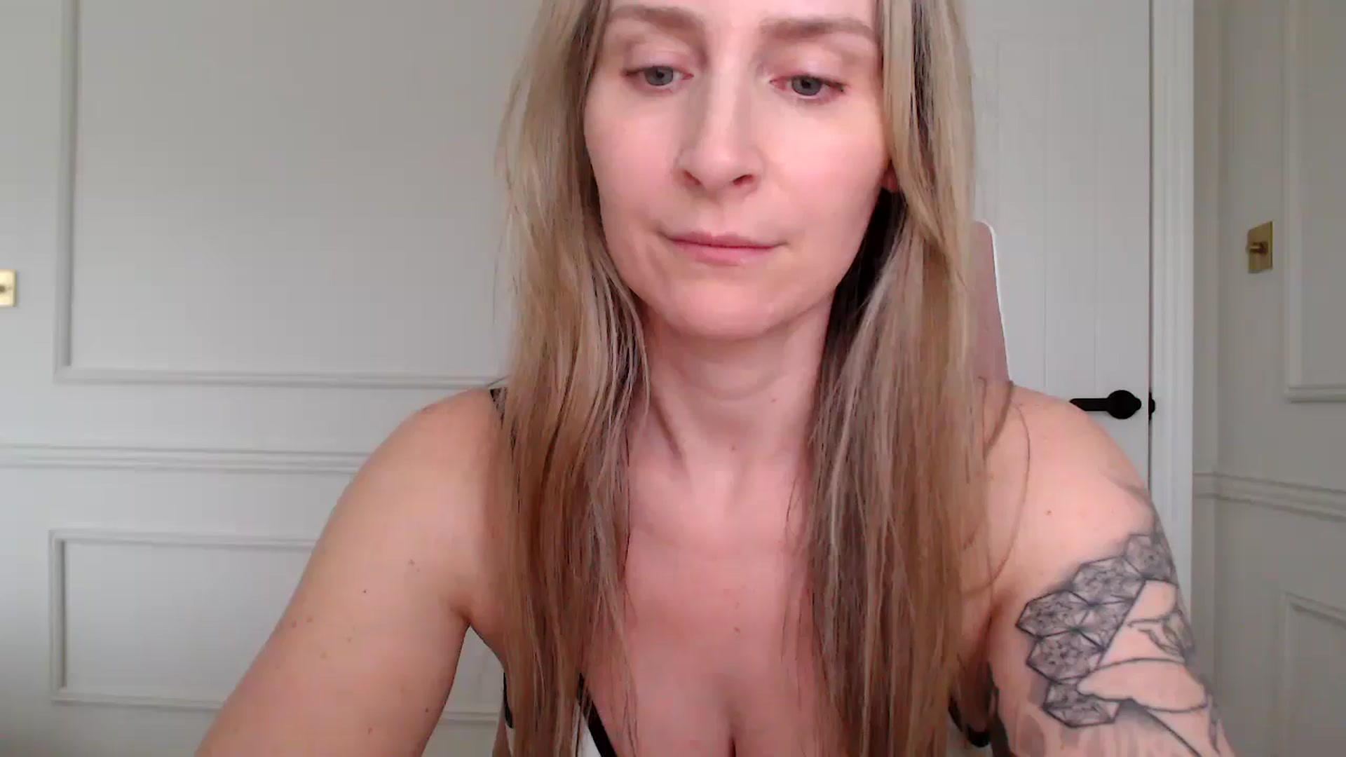 Gallery image thumbnail from Boob_Jiggler's myfreecams stream on, 04/01/2026, 17:30 image 6 of 20