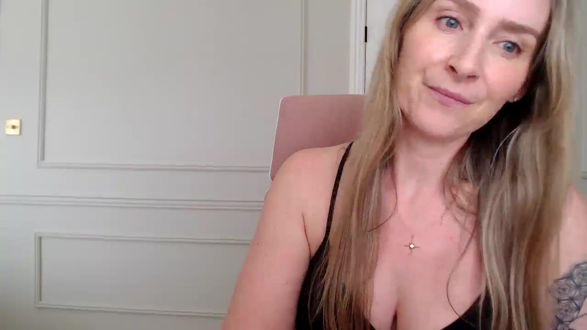 Gallery image thumbnail from Boob_Jiggler's myfreecams stream on, 04/11/2026, 13:30 image 9 of 20