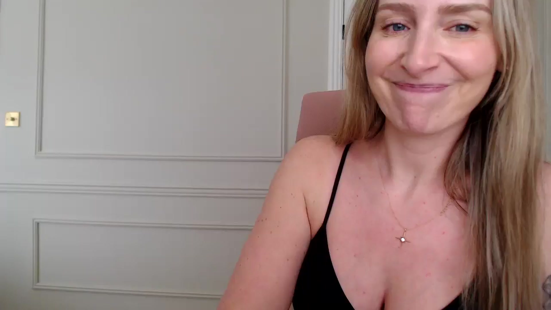 Gallery image thumbnail from Boob_Jiggler's myfreecams stream on, 04/11/2026, 13:30 image 1 of 20