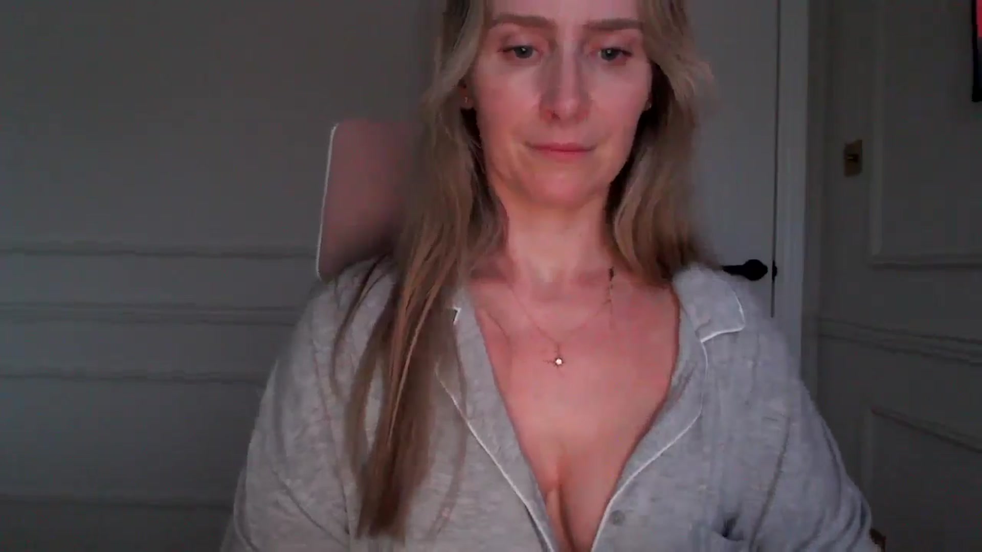 Gallery image thumbnail from Boob_Jiggler's myfreecams stream on, 04/14/2026, 19:20 image 3 of 20