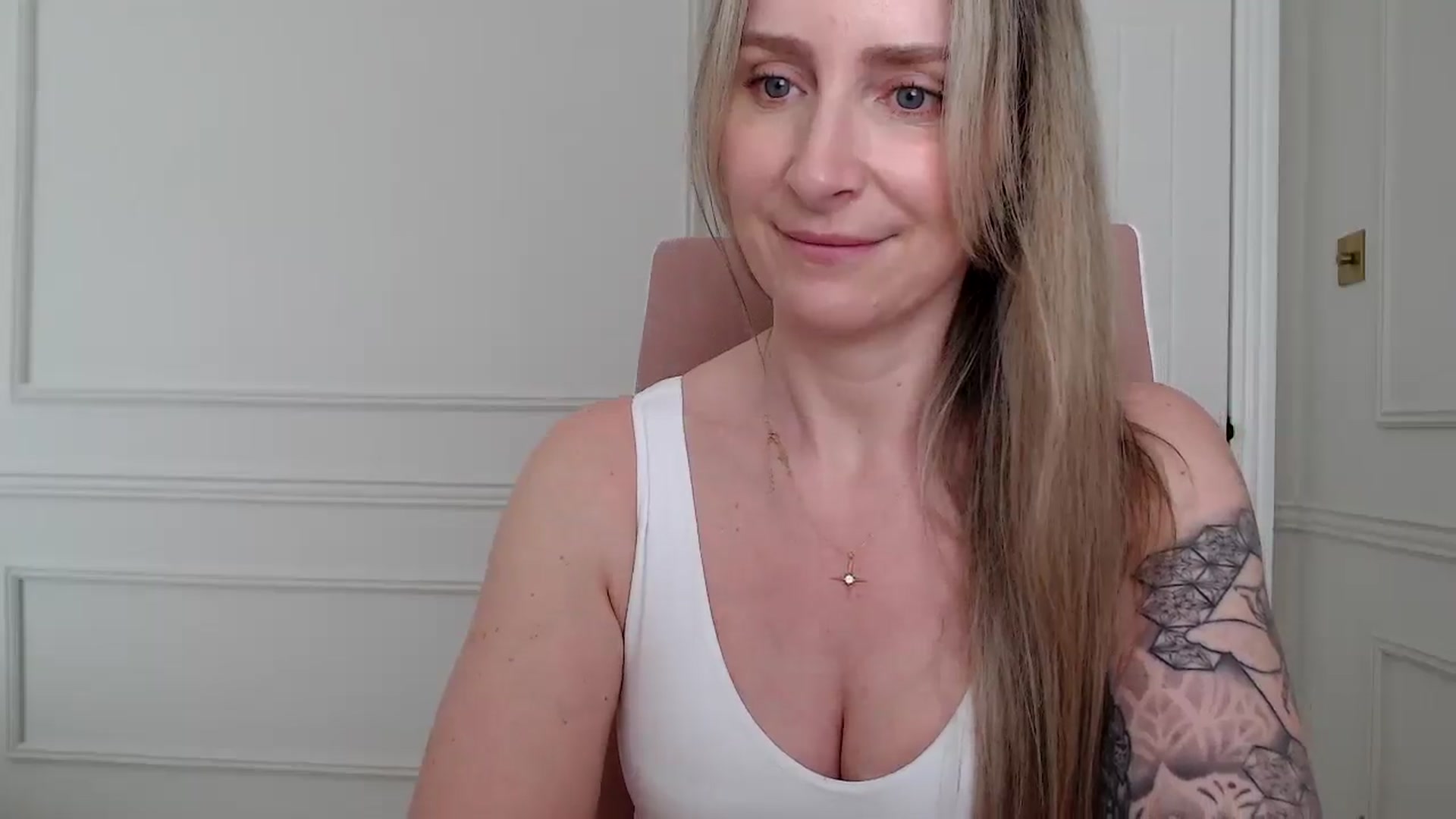 Gallery image thumbnail from Boob_Jiggler's myfreecams stream on, 04/25/2026, 15:24 image 20 of 20