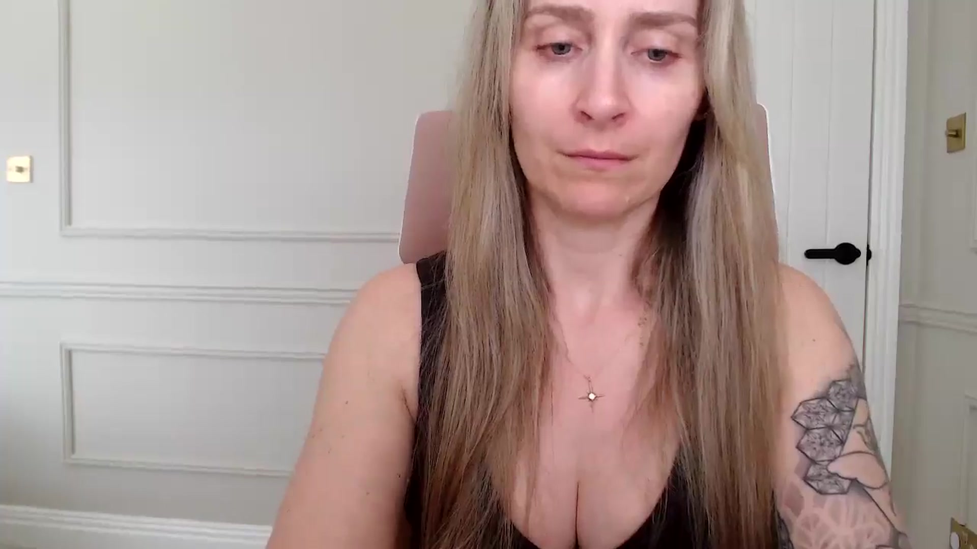Gallery image thumbnail from Boob_Jiggler's myfreecams stream on, 04/27/2026, 14:08 image 2 of 20