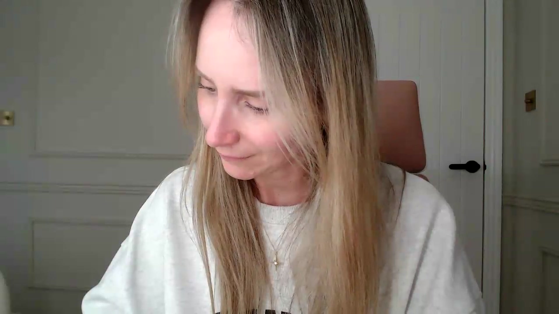 Gallery image thumbnail from Boob_Jiggler's myfreecams stream on, 05/12/2026, 20:01 image 17 of 20