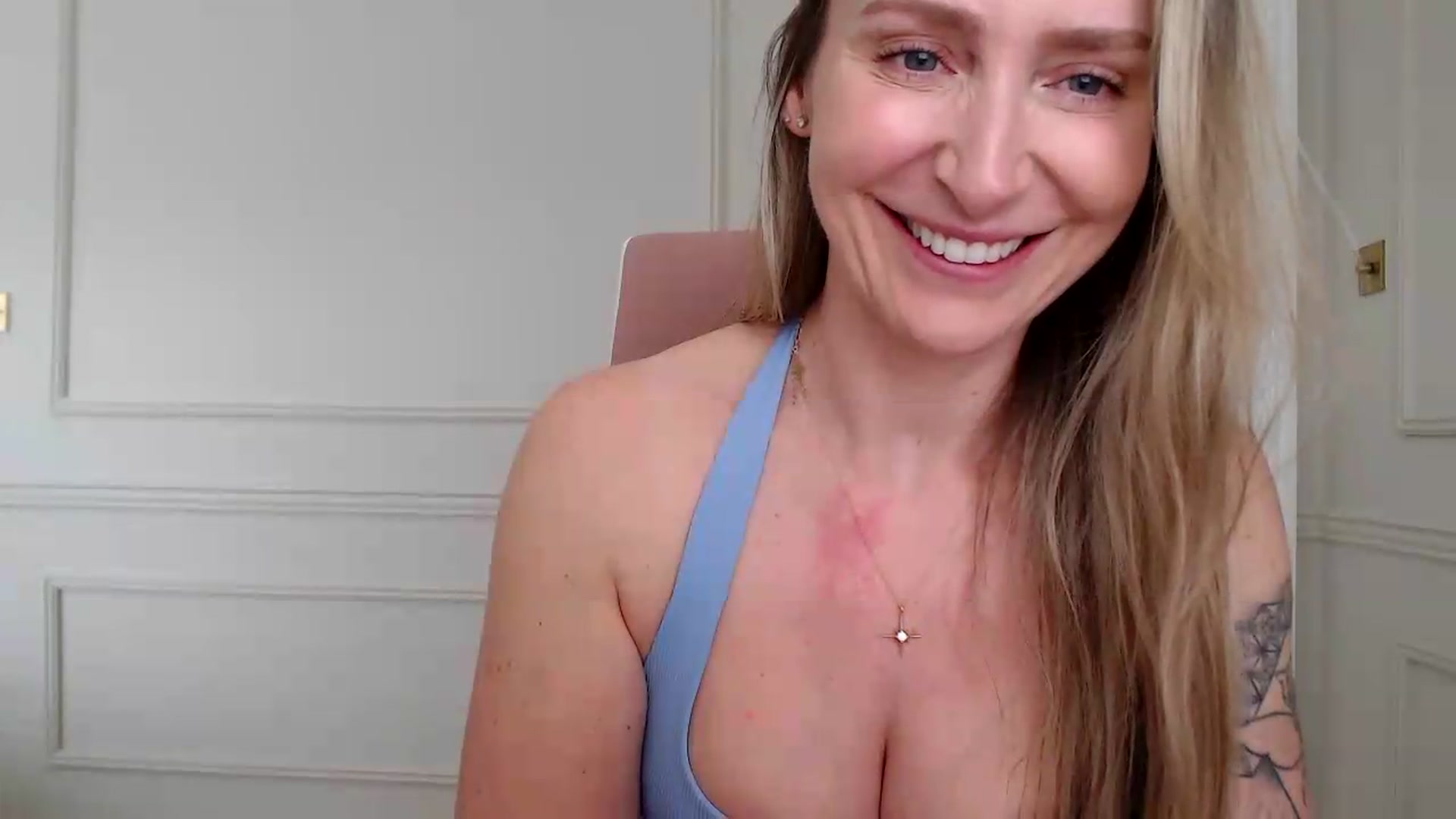 Gallery image thumbnail from Boob_Jiggler's myfreecams stream on, 05/15/2026, 13:59 image 17 of 20