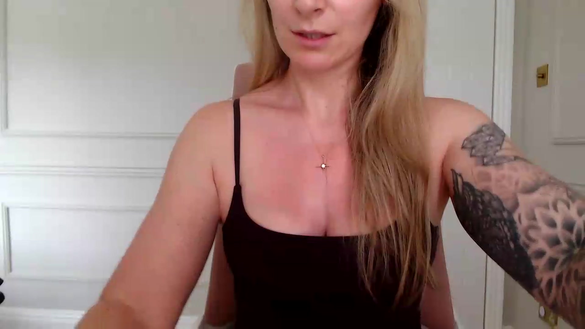 Gallery image thumbnail from Boob_Jiggler's myfreecams stream on, 06/29/2026, 12:29 image 10 of 20